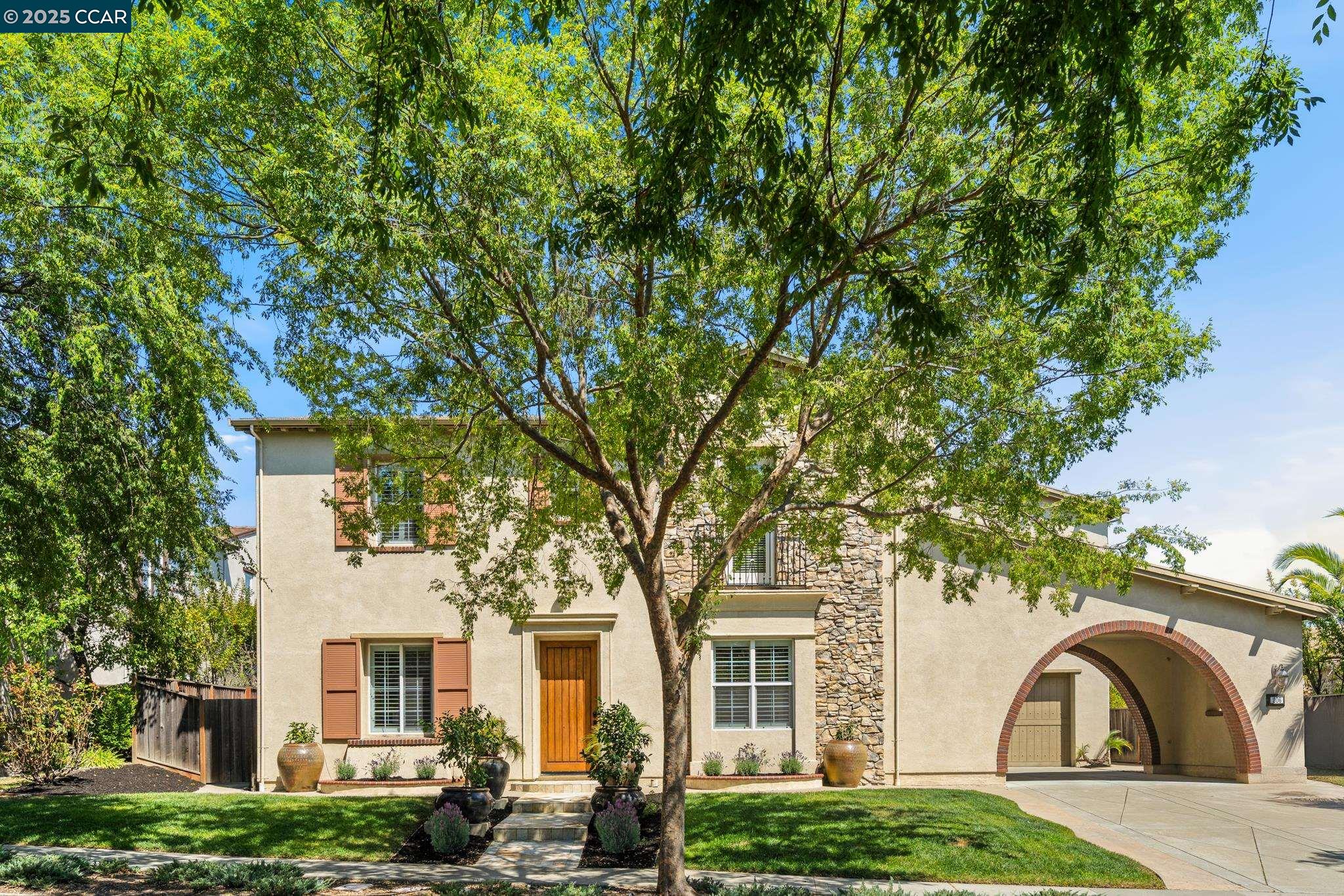 206 Glory Lily Ct