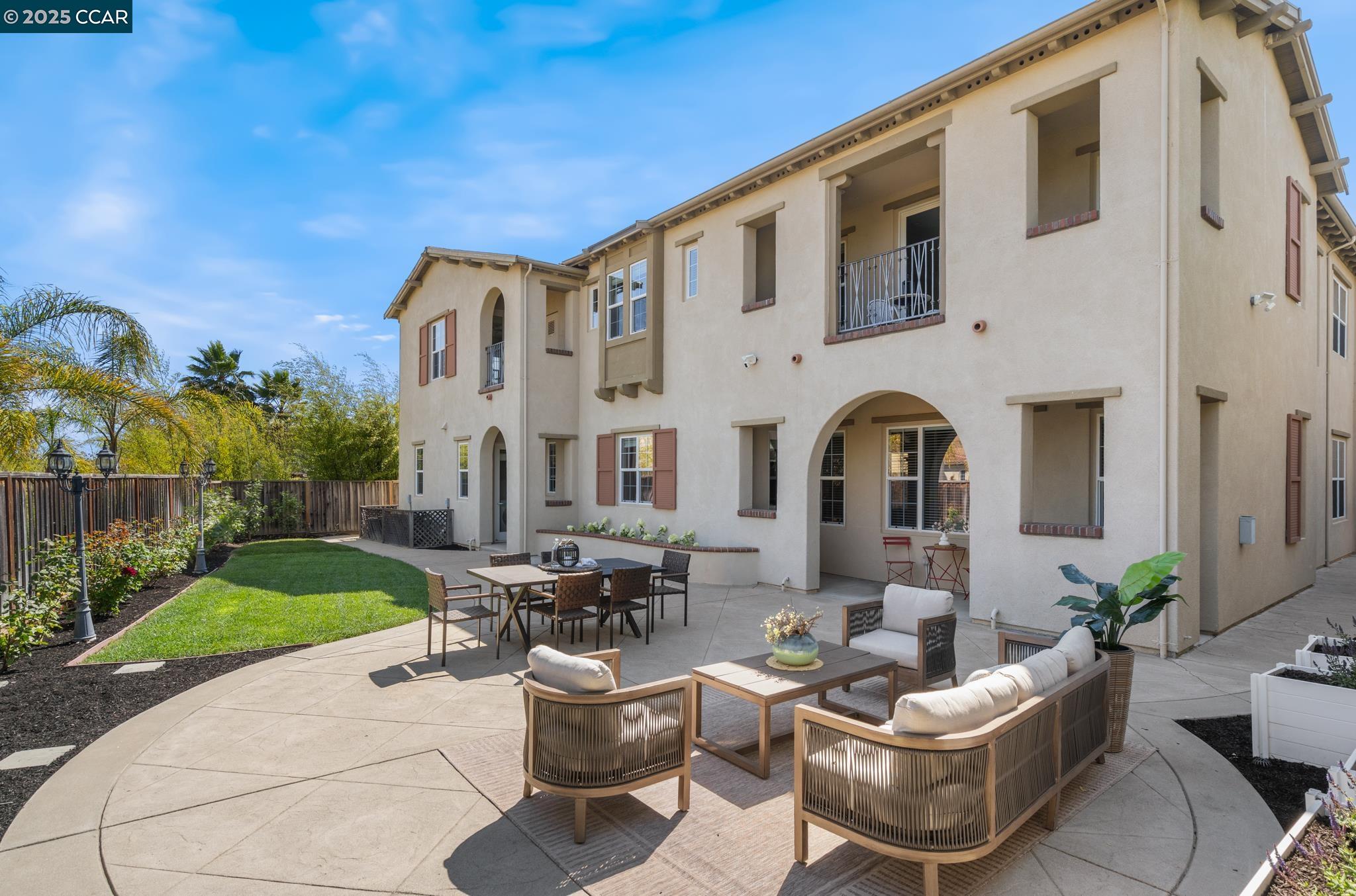 206 Glory Lily Ct