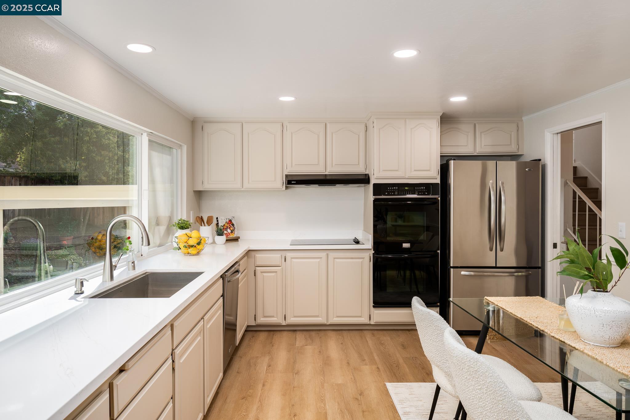 530 Mikado Place