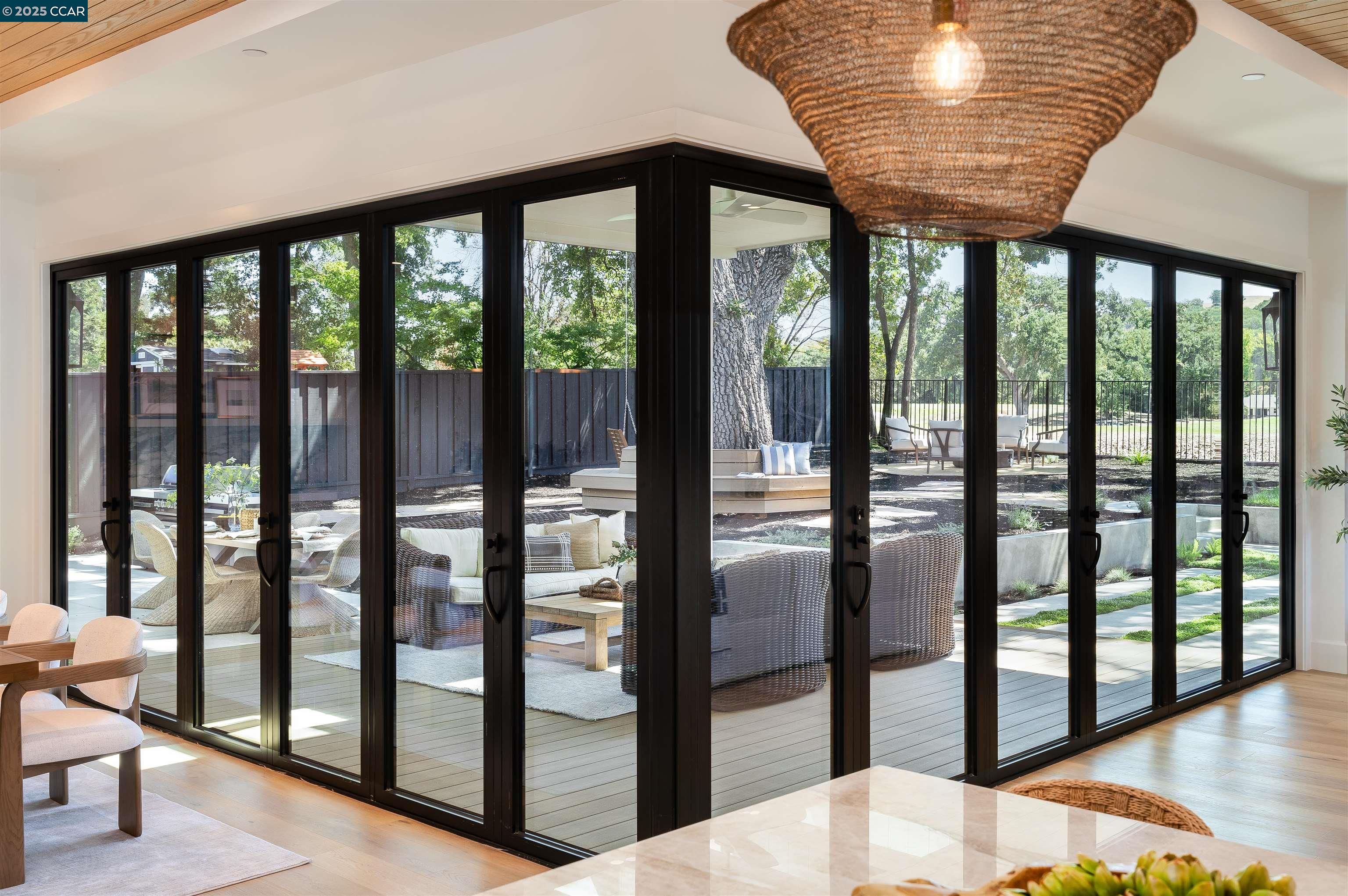 238 Cameo Dr