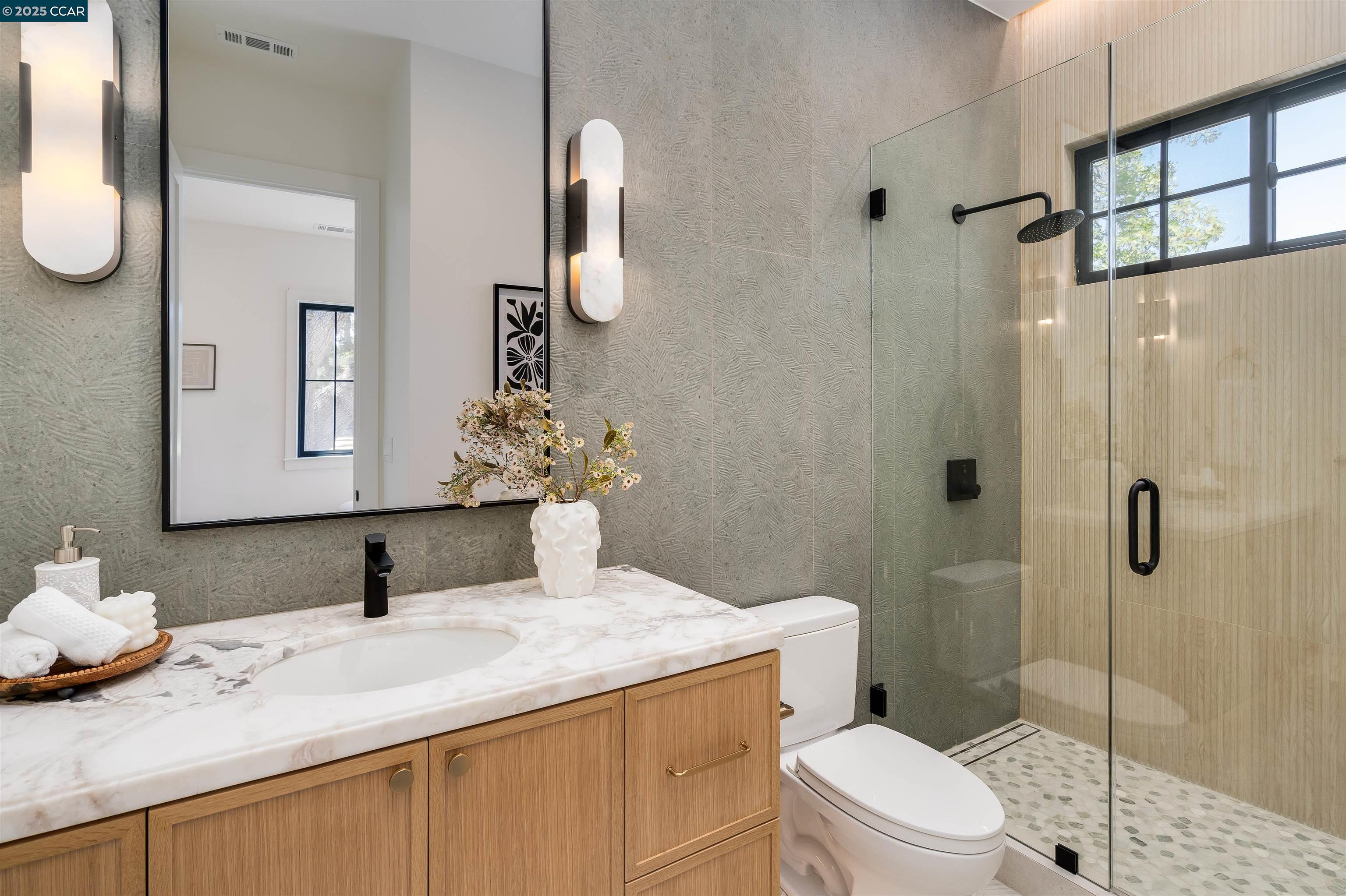 238 Cameo Dr