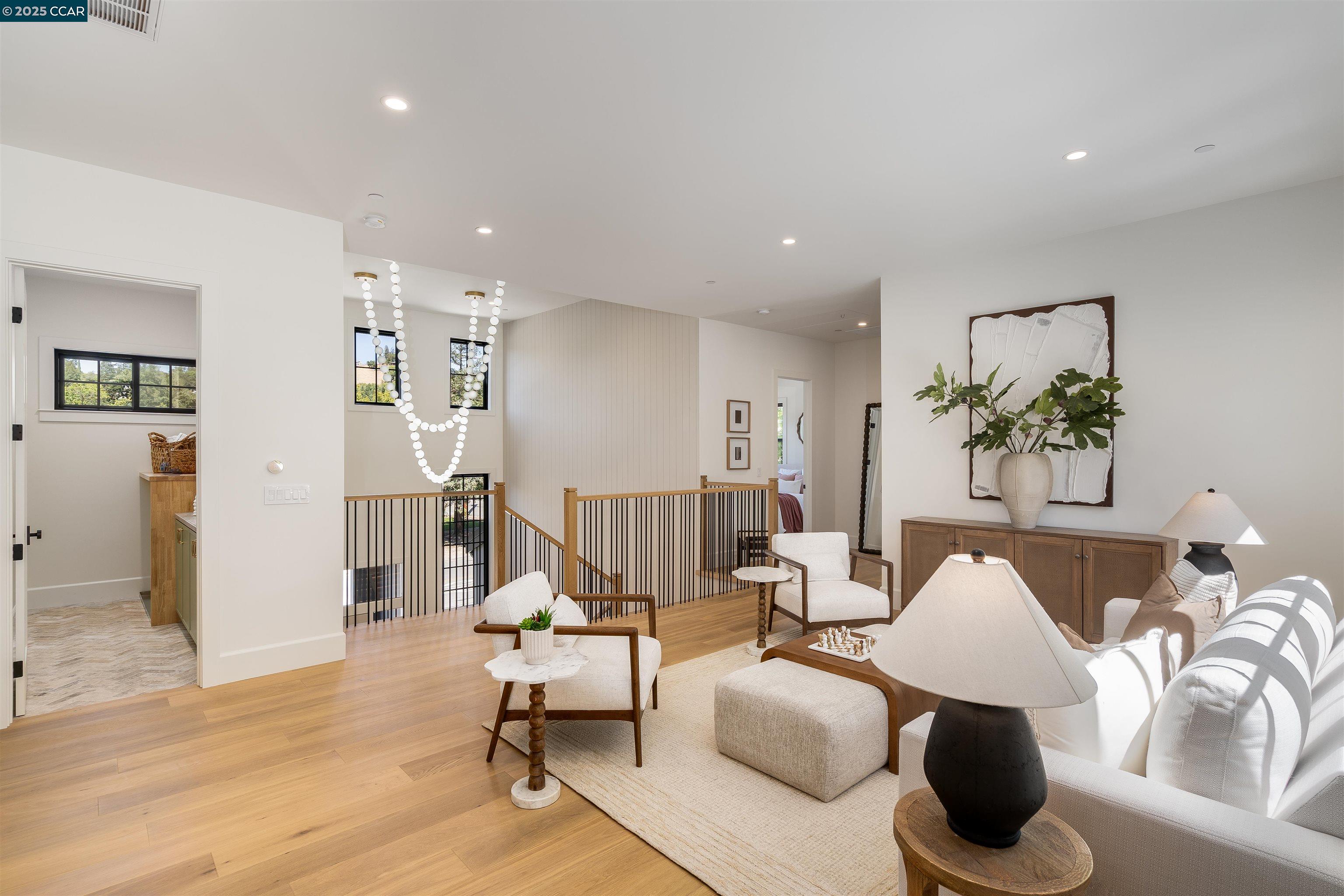 238 Cameo Dr
