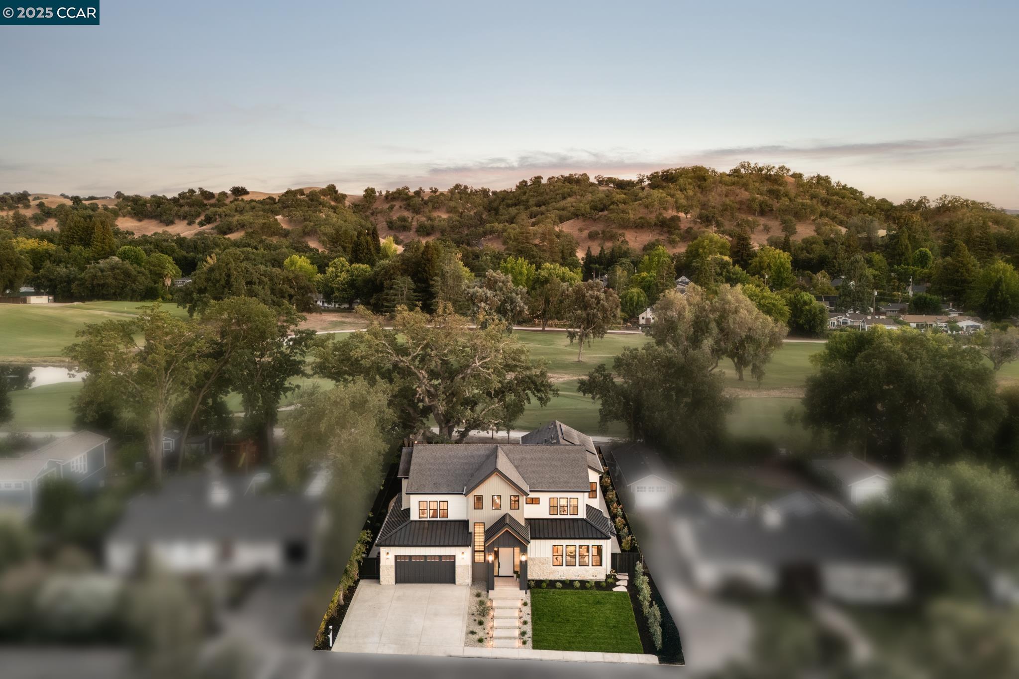 238 Cameo Dr