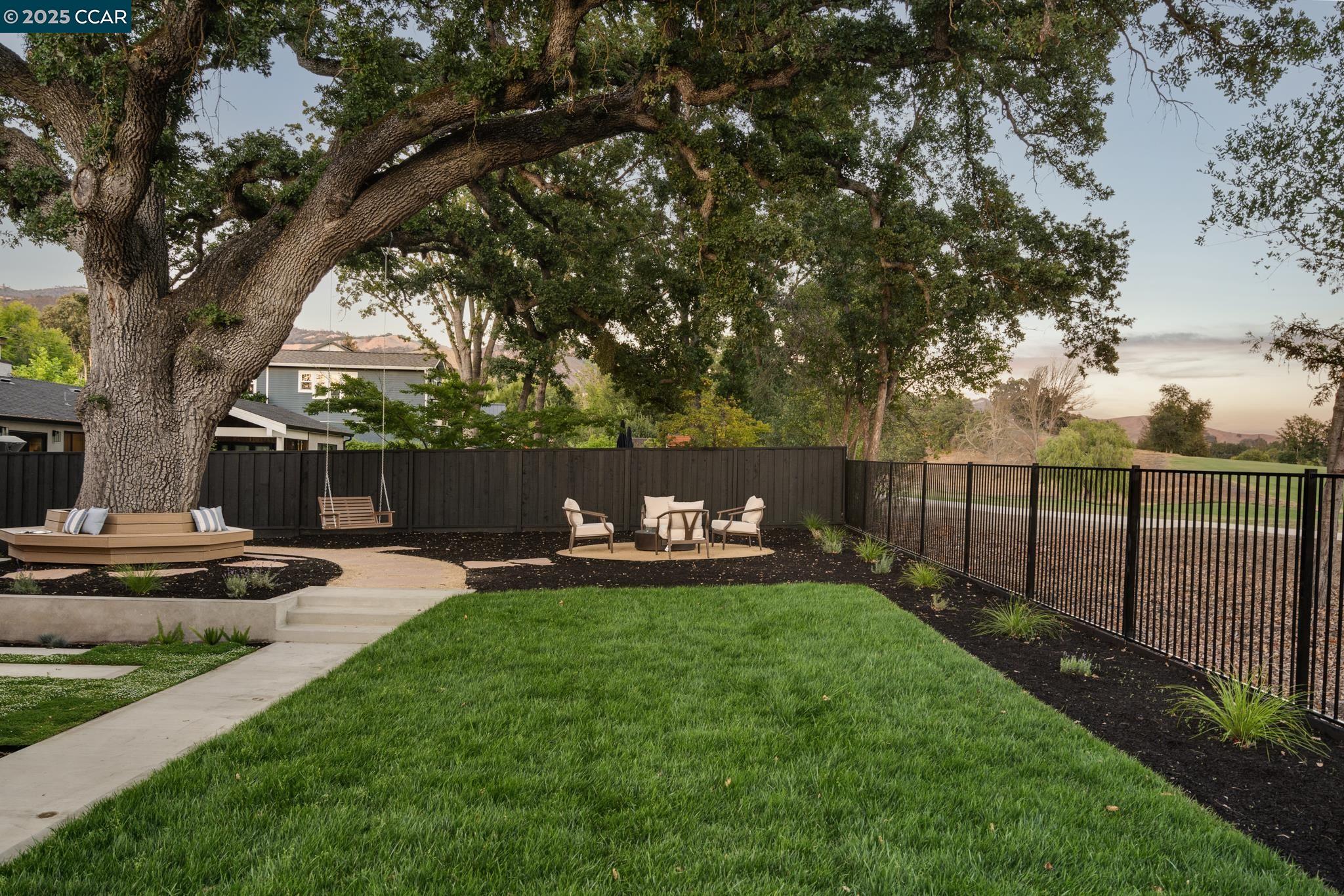 238 Cameo Dr