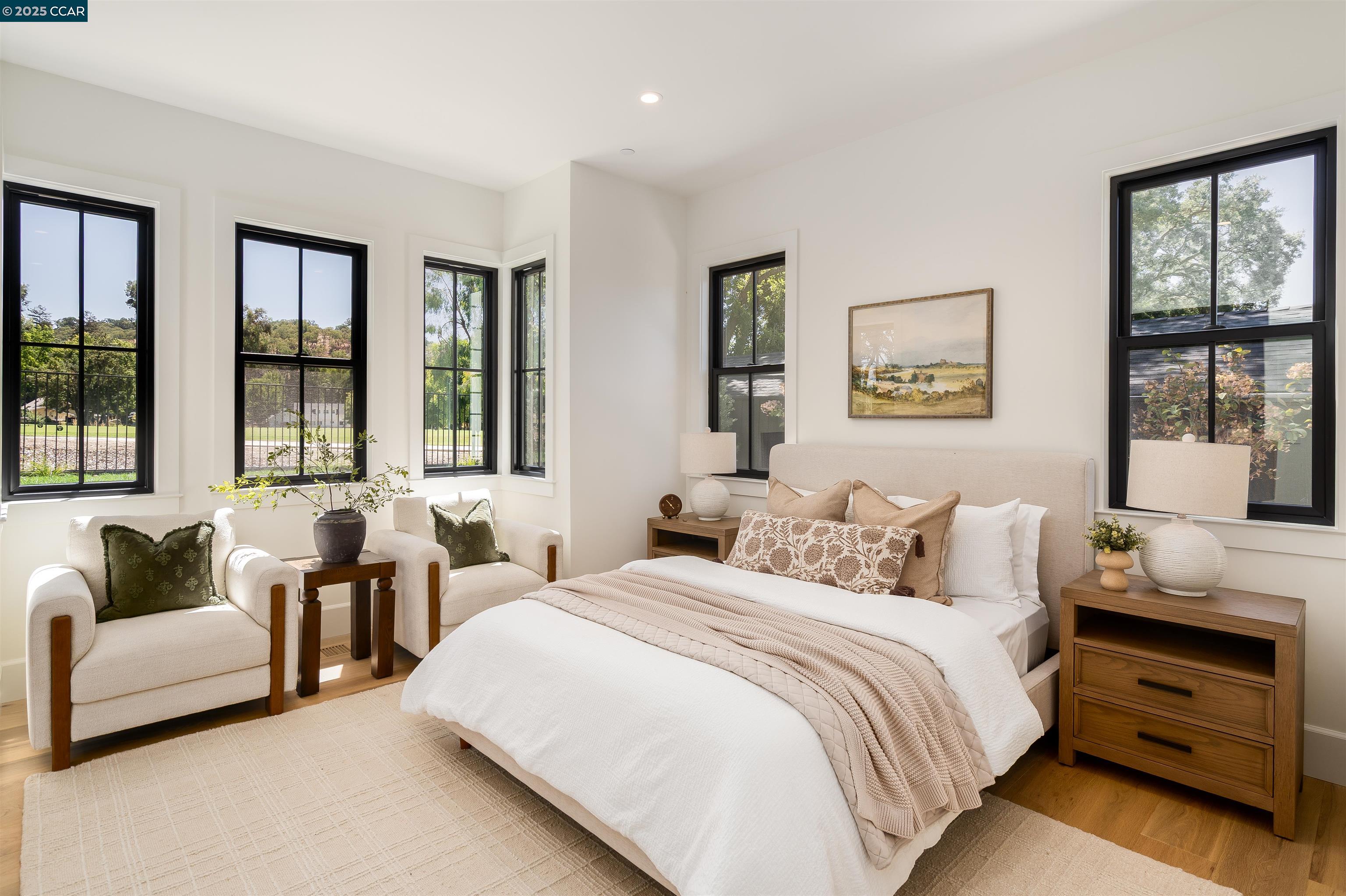 238 Cameo Dr