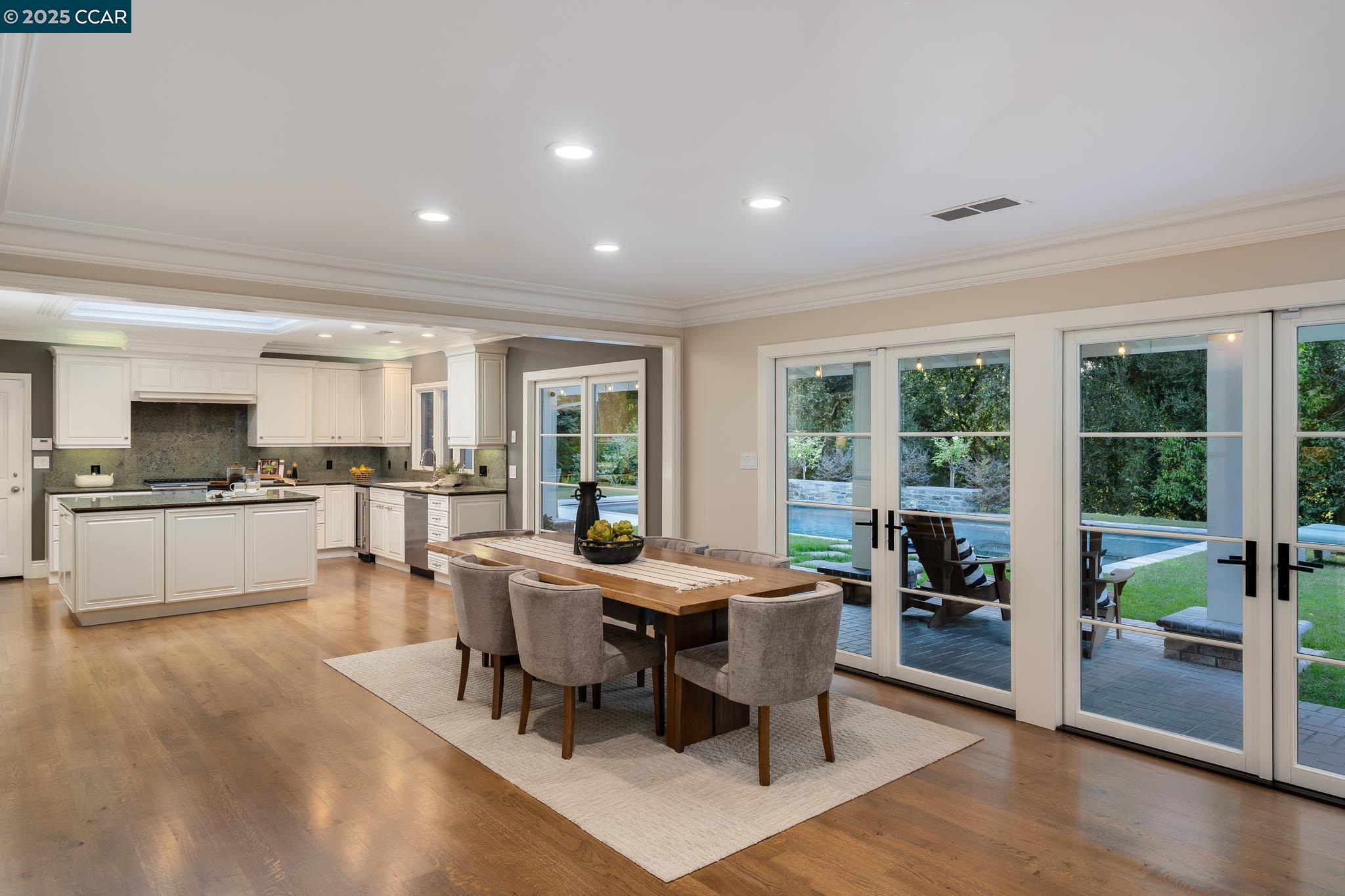 27 Squire Ct