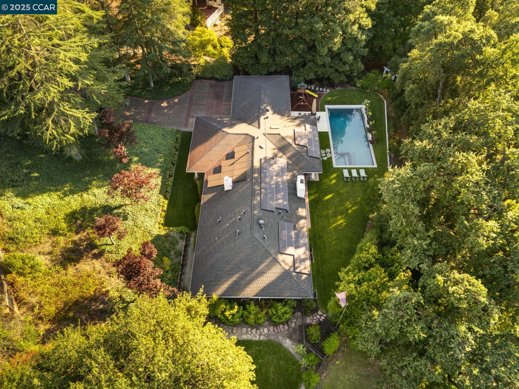 27 Squire Ct