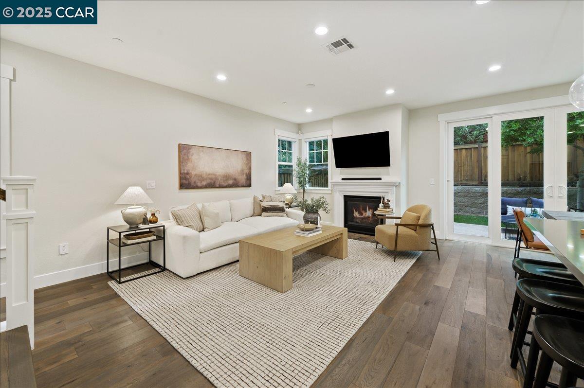 14 Brookstone Ln