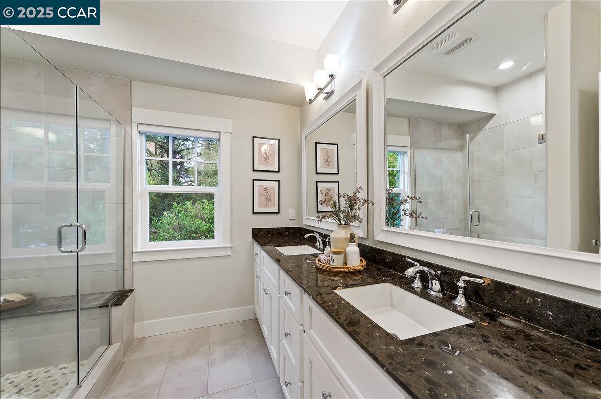 14 Brookstone Ln