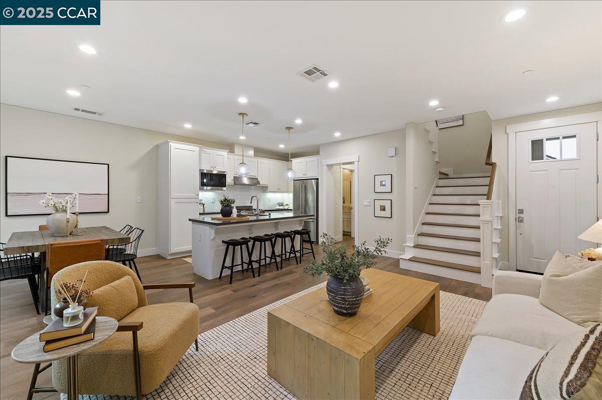 14 Brookstone Ln