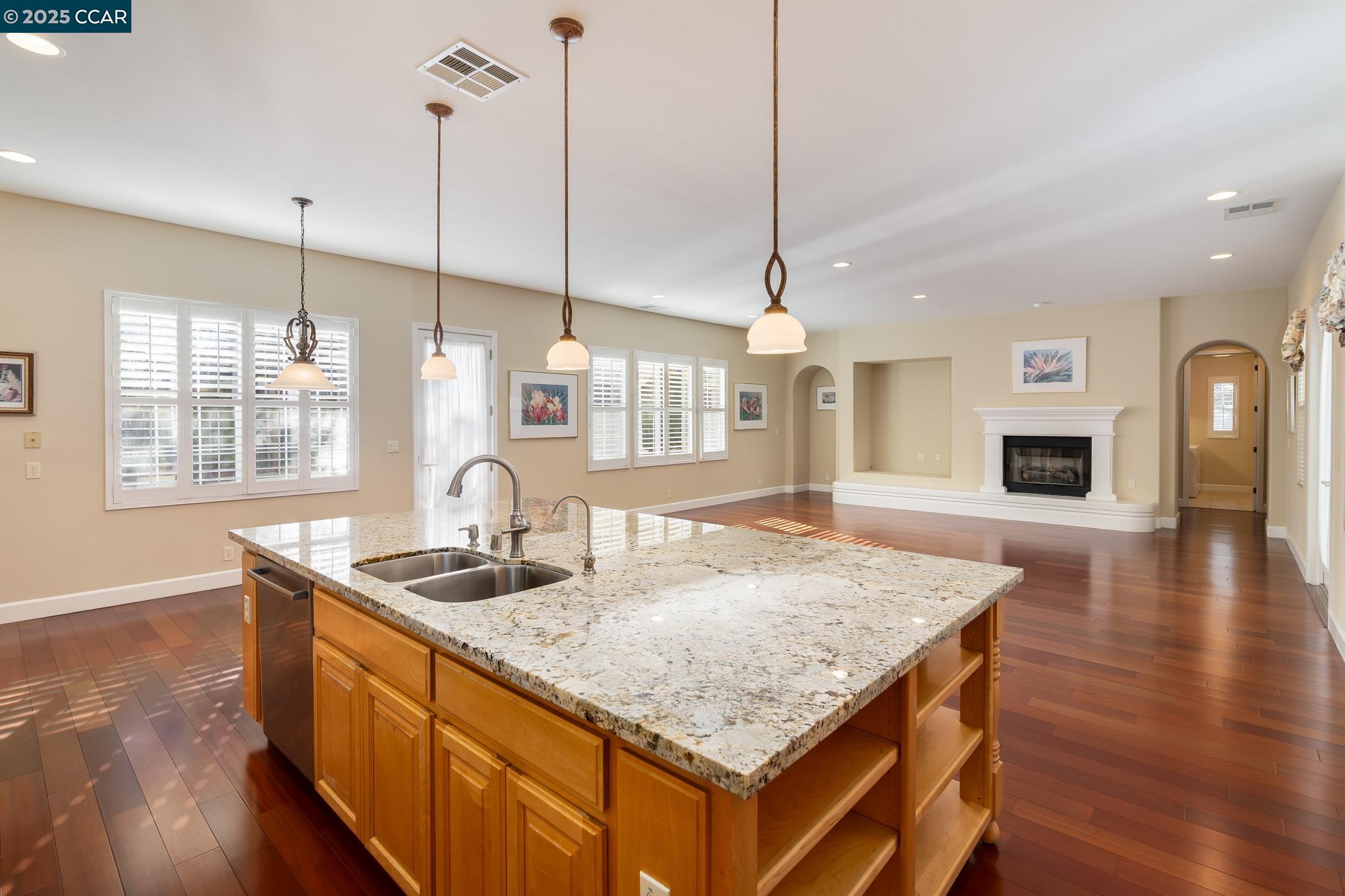 2240 Britannia Dr