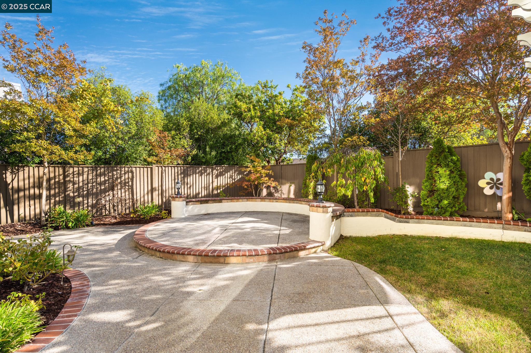 2240 Britannia Dr