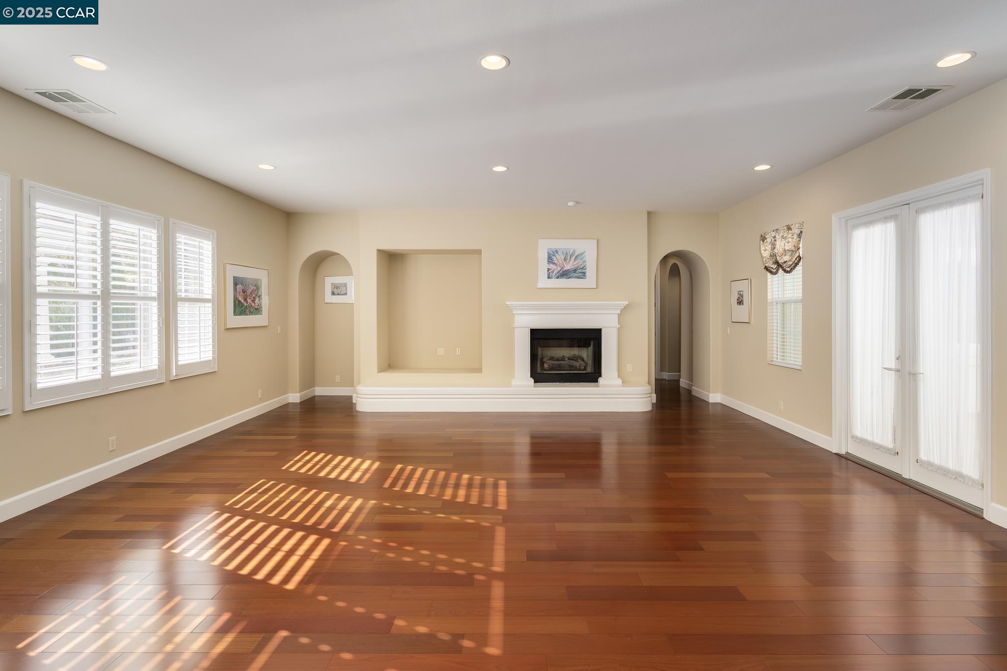 2240 Britannia Dr
