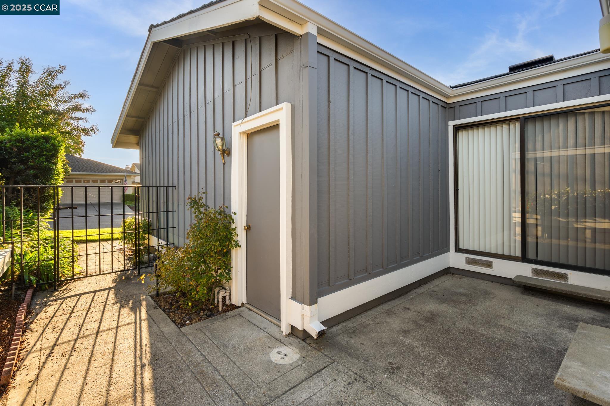 1942 Rancho Verde Circle E, Danville