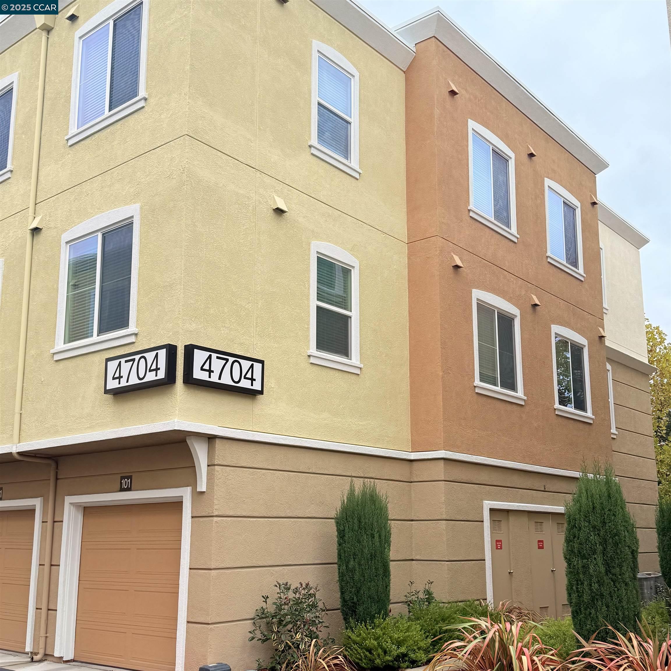 4704 Norris Canyon Rd # 101