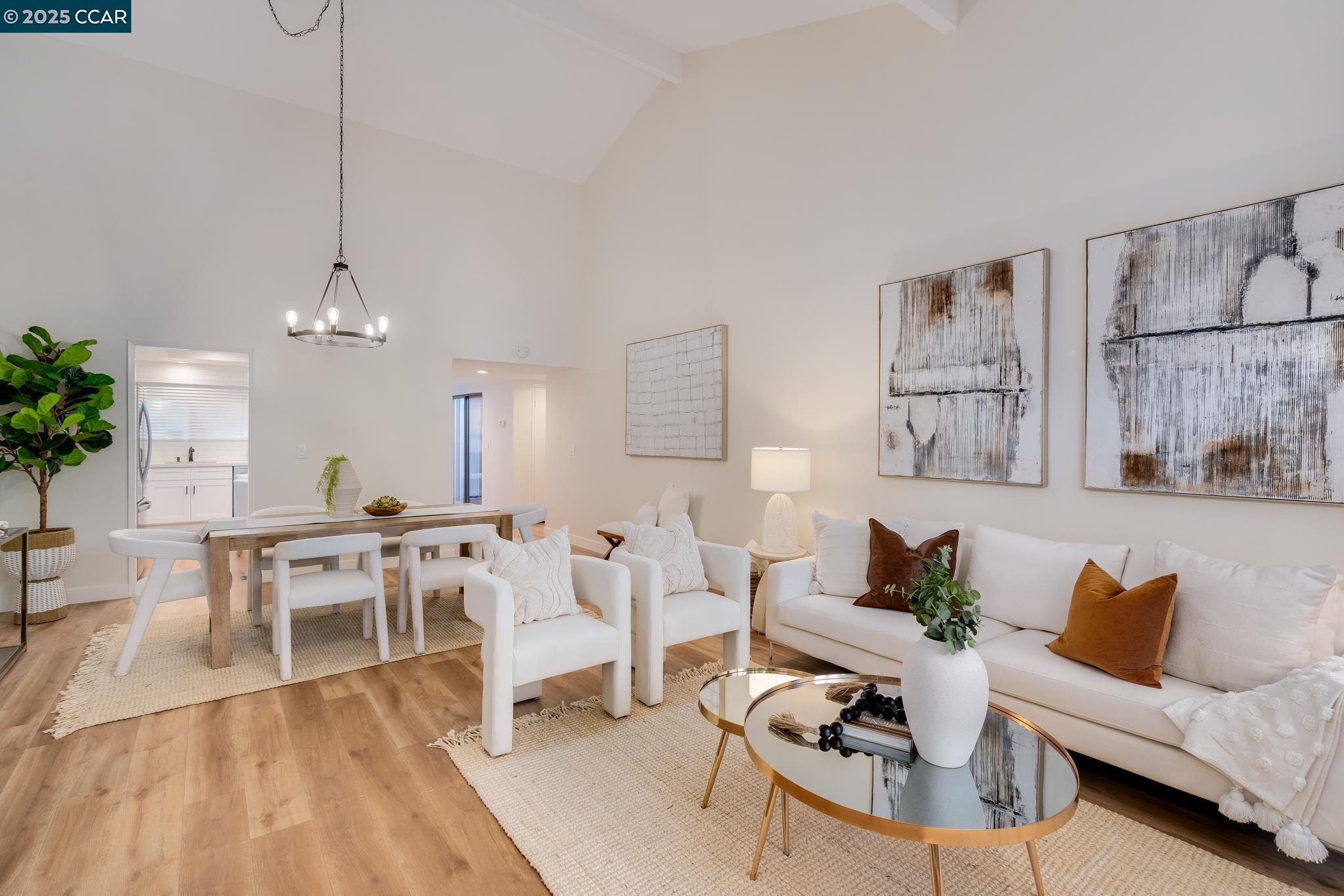 1942 Rancho Verde Circle E