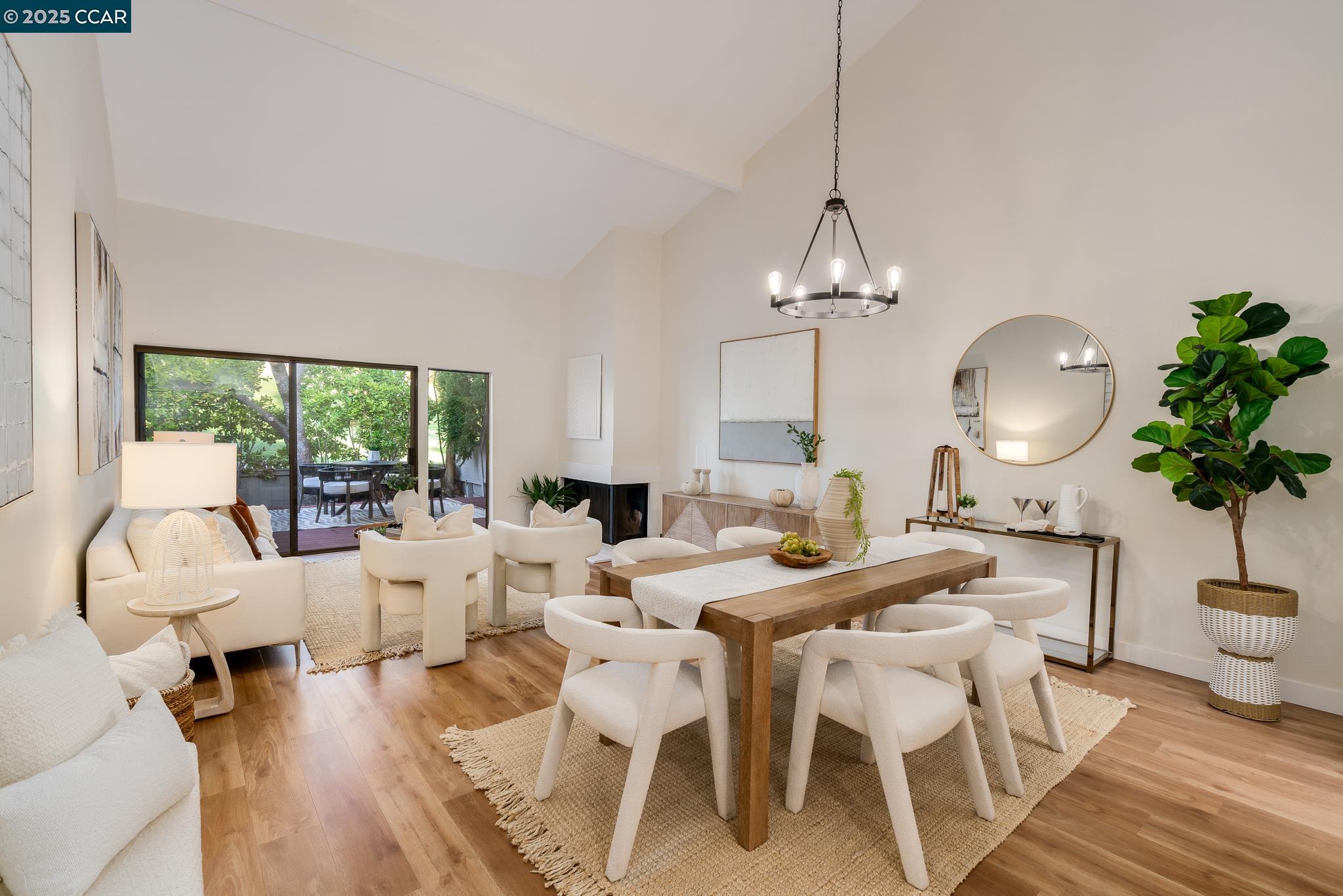 1942 Rancho Verde Circle E