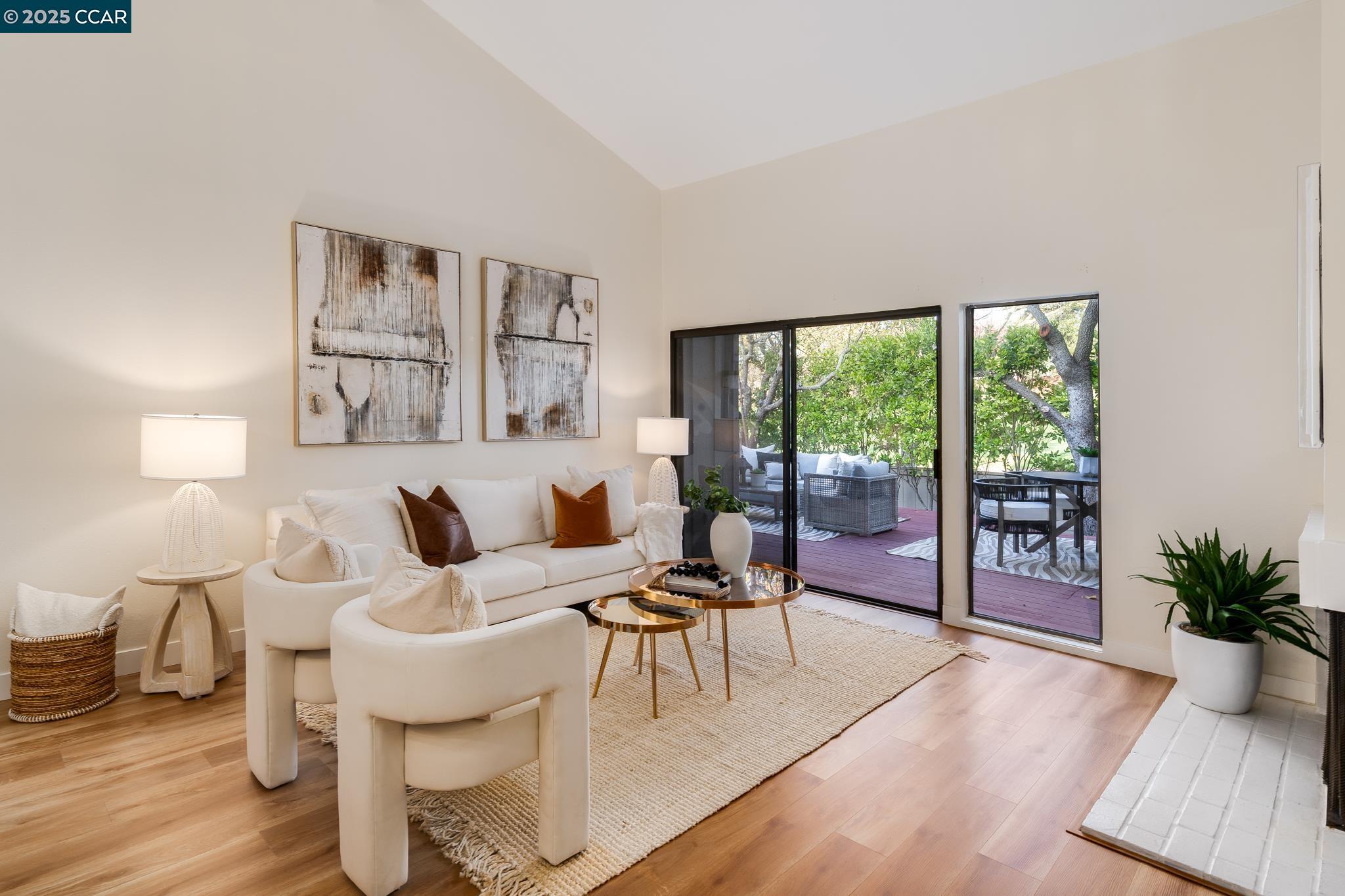 1942 Rancho Verde Circle E