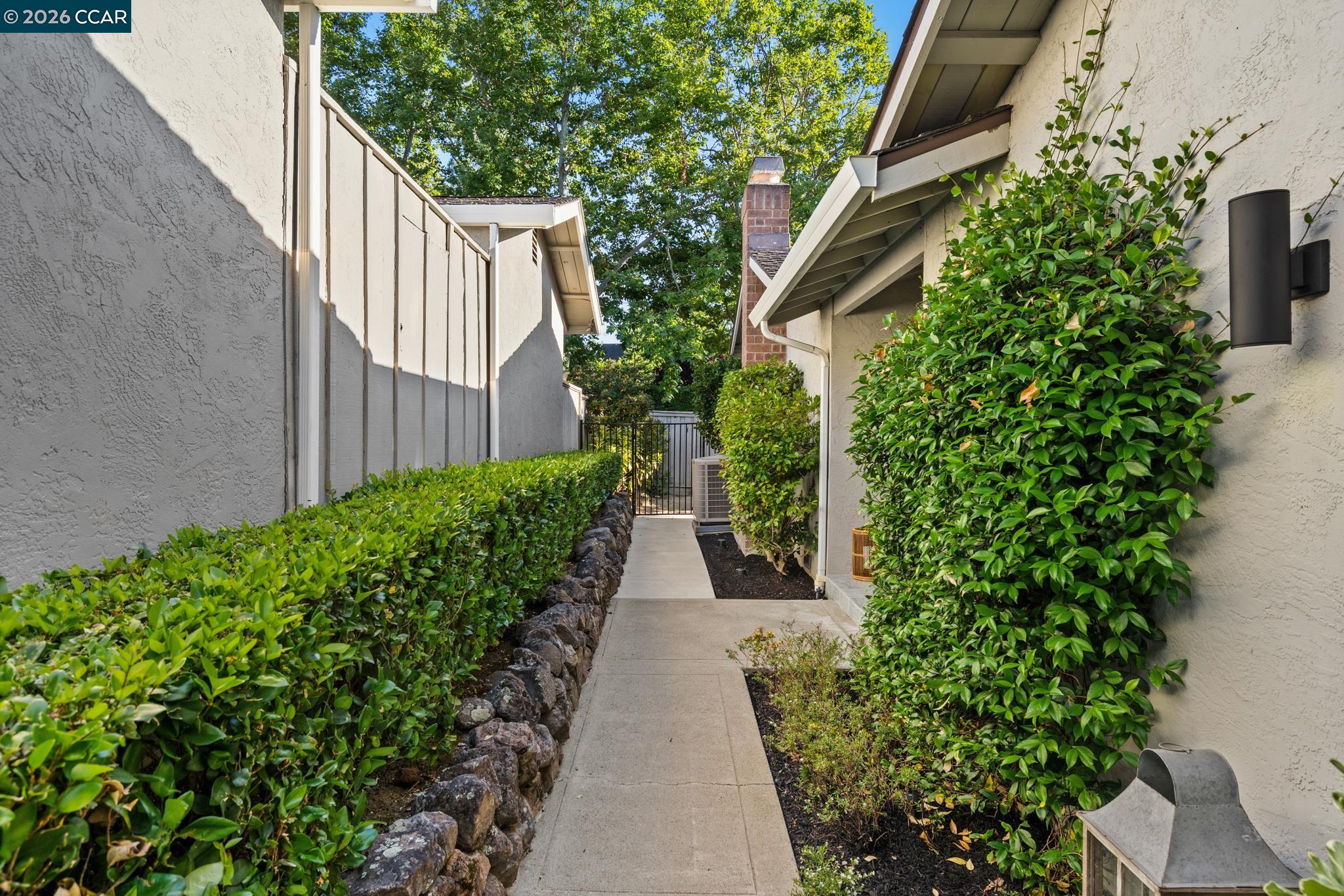 2003 Saint George Rd