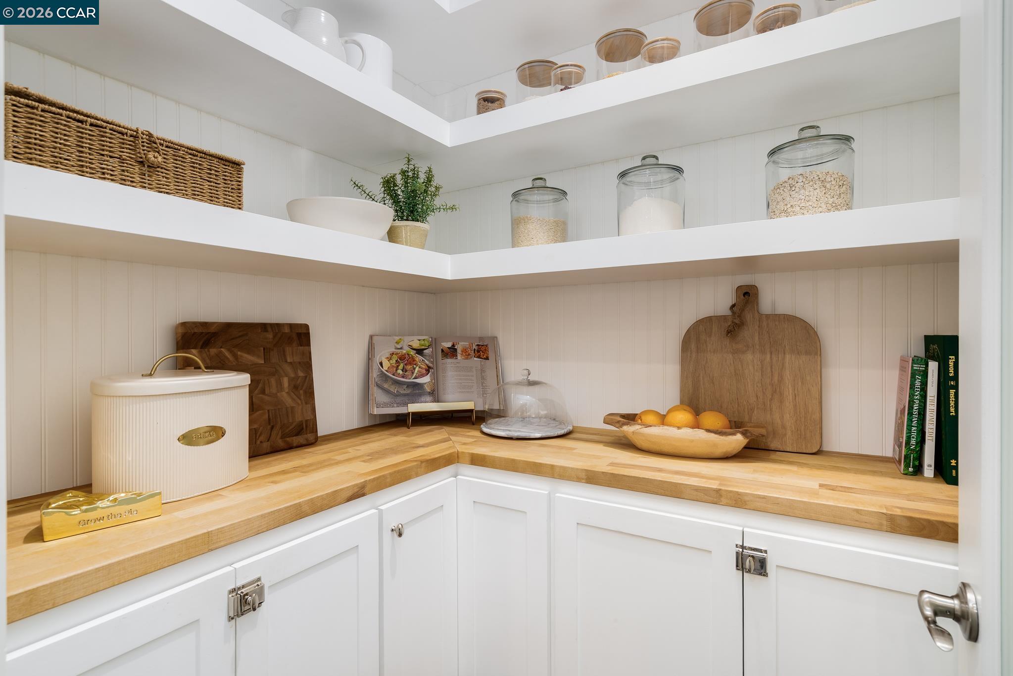 1150 Trumpet Vine Ln