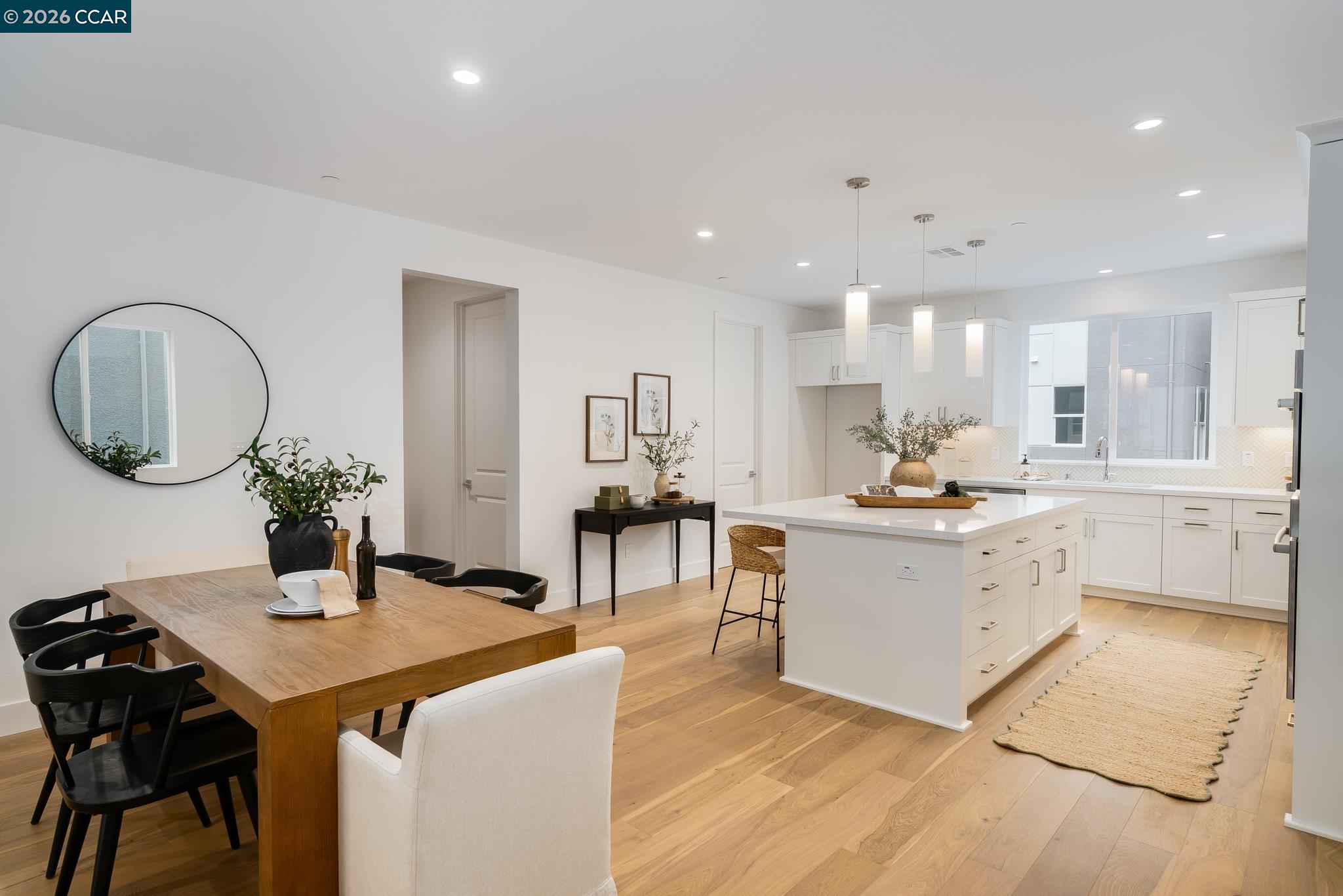 6012 Sunglow Terrace