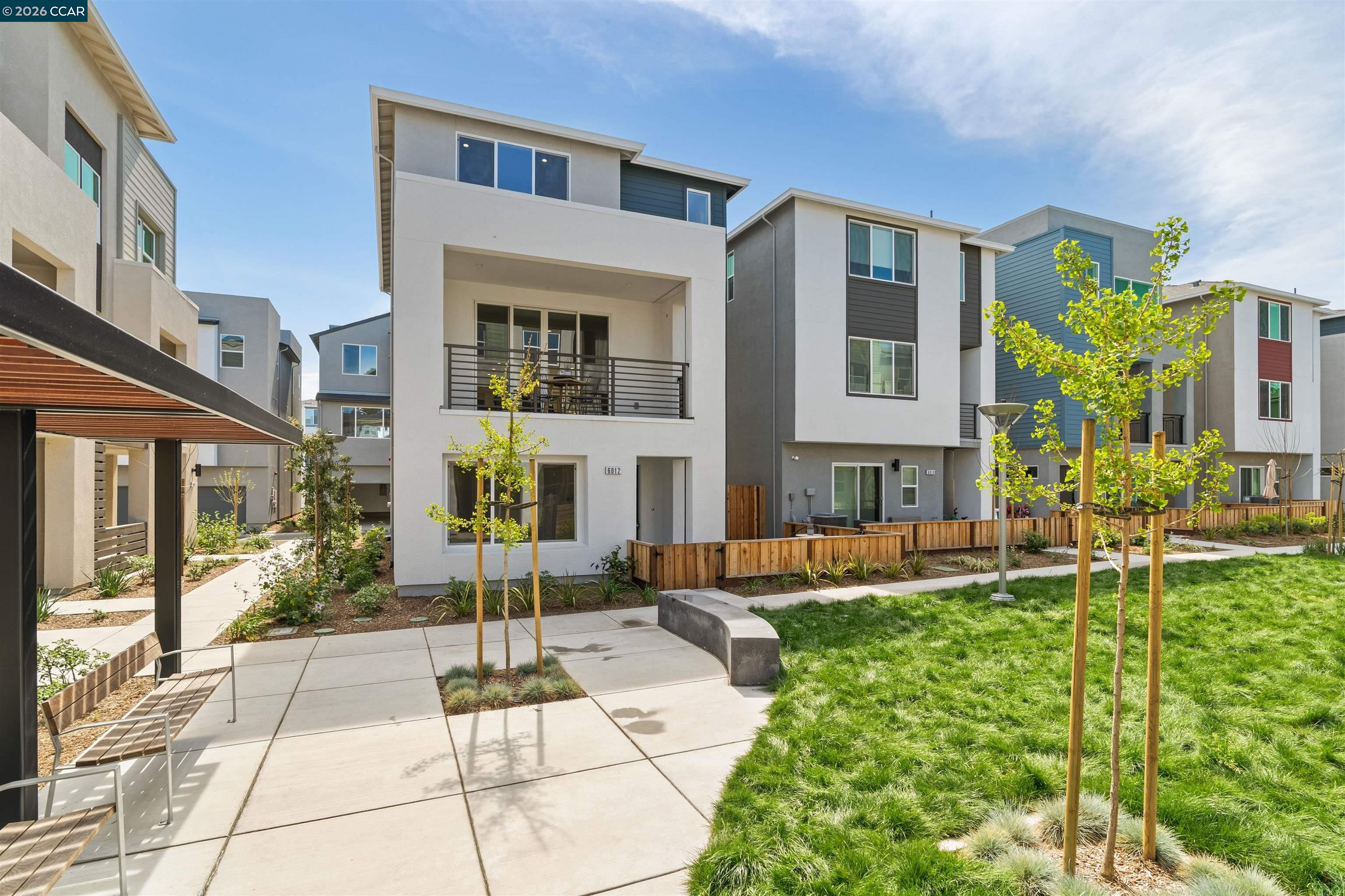 6012 Sunglow Terrace