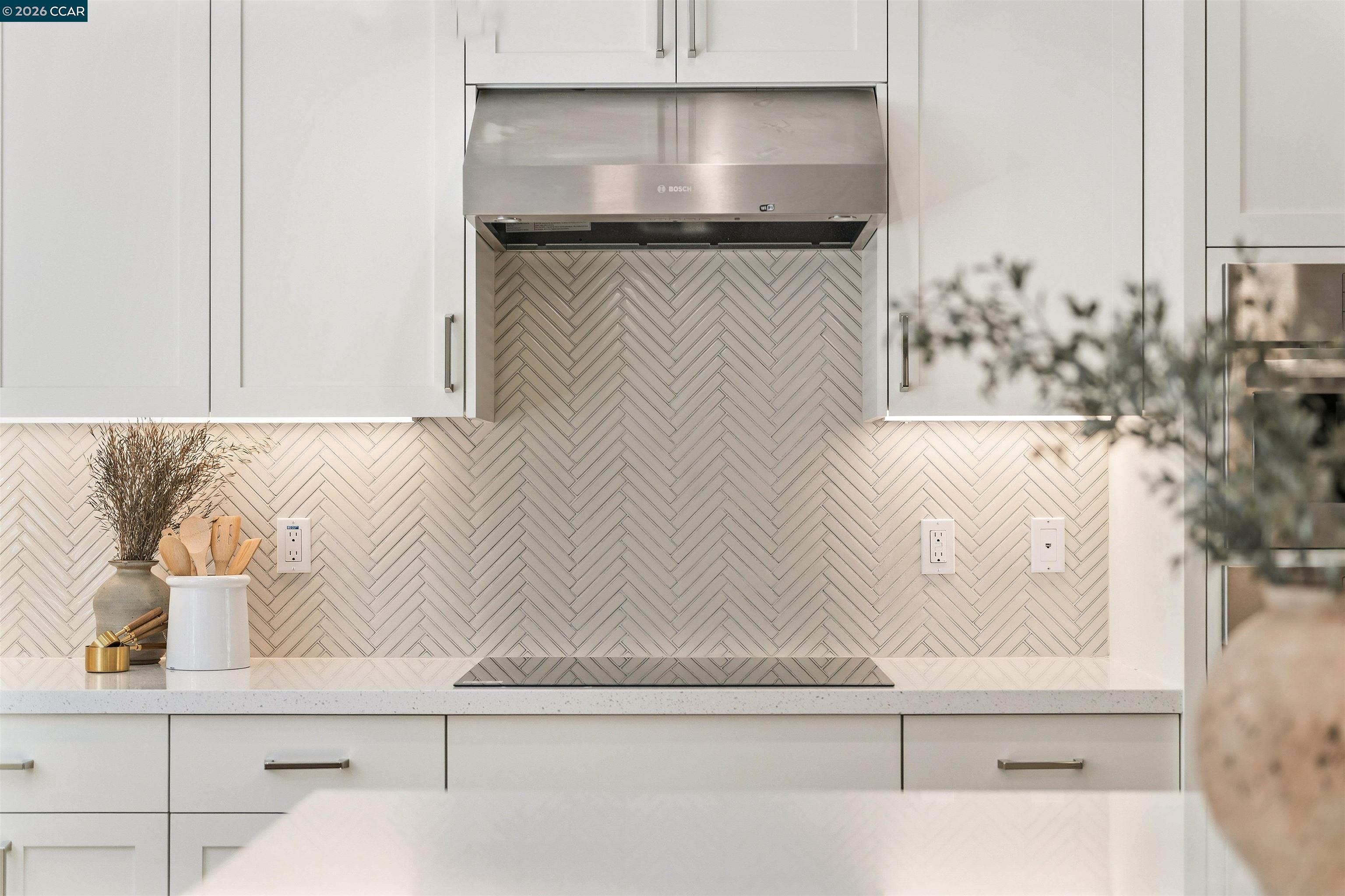 6012 Sunglow Terrace