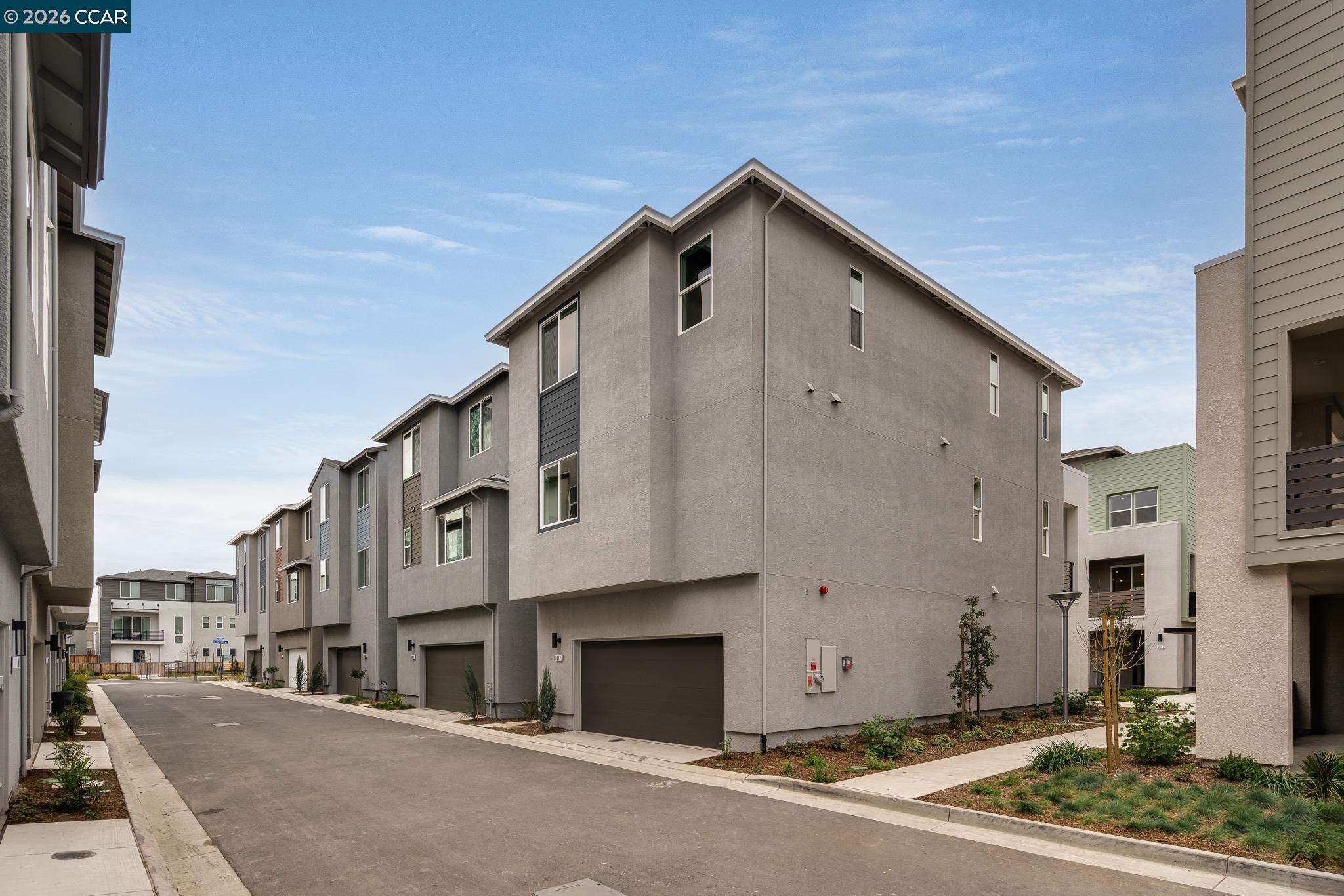 6012 Sunglow Terrace