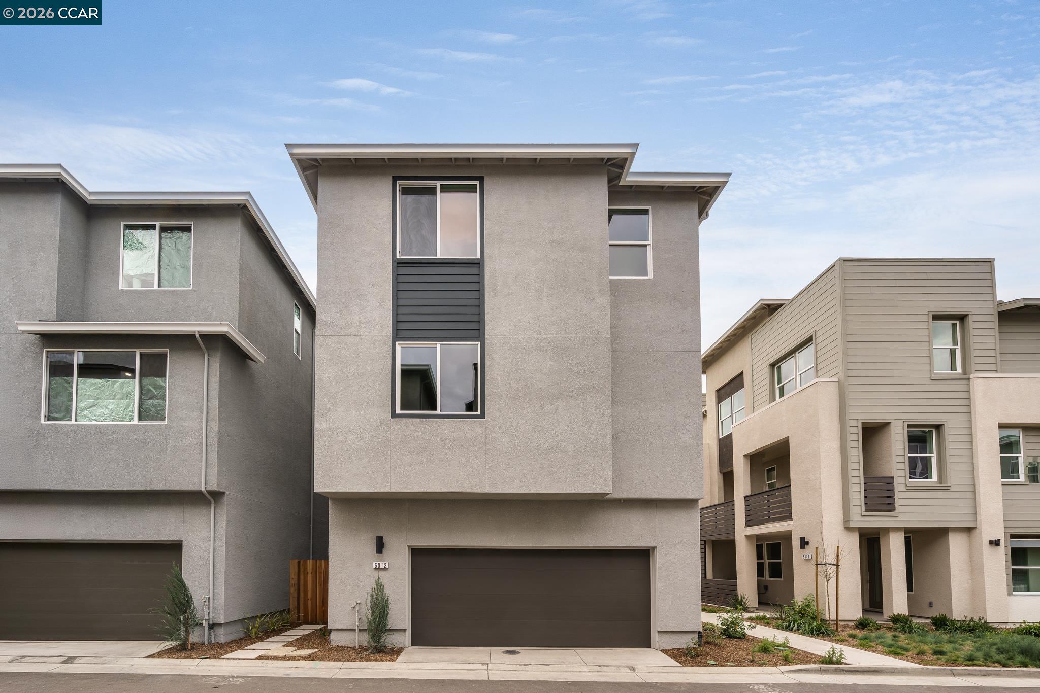 6012 Sunglow Terrace