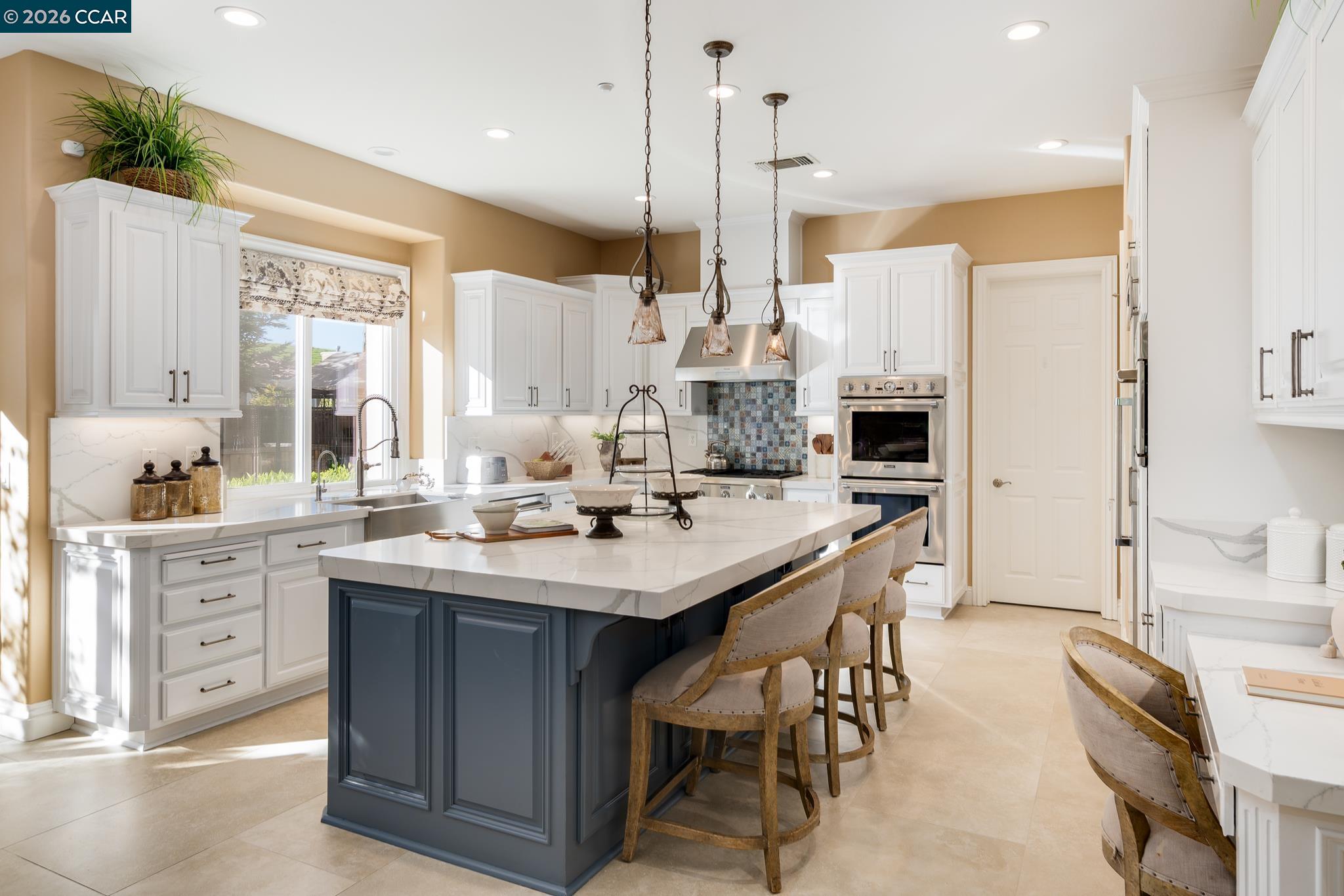 3432 Ashbourne Cir