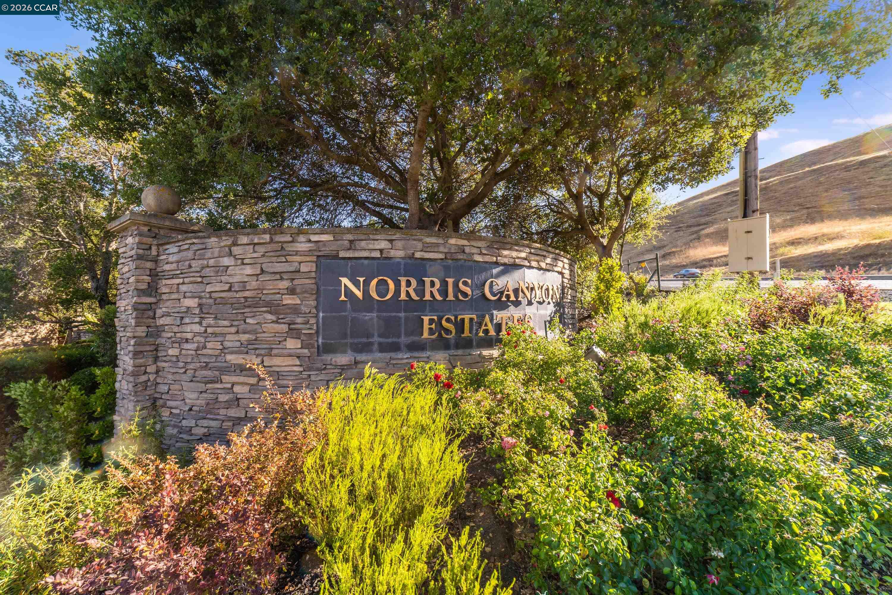3432 Ashbourne Cir