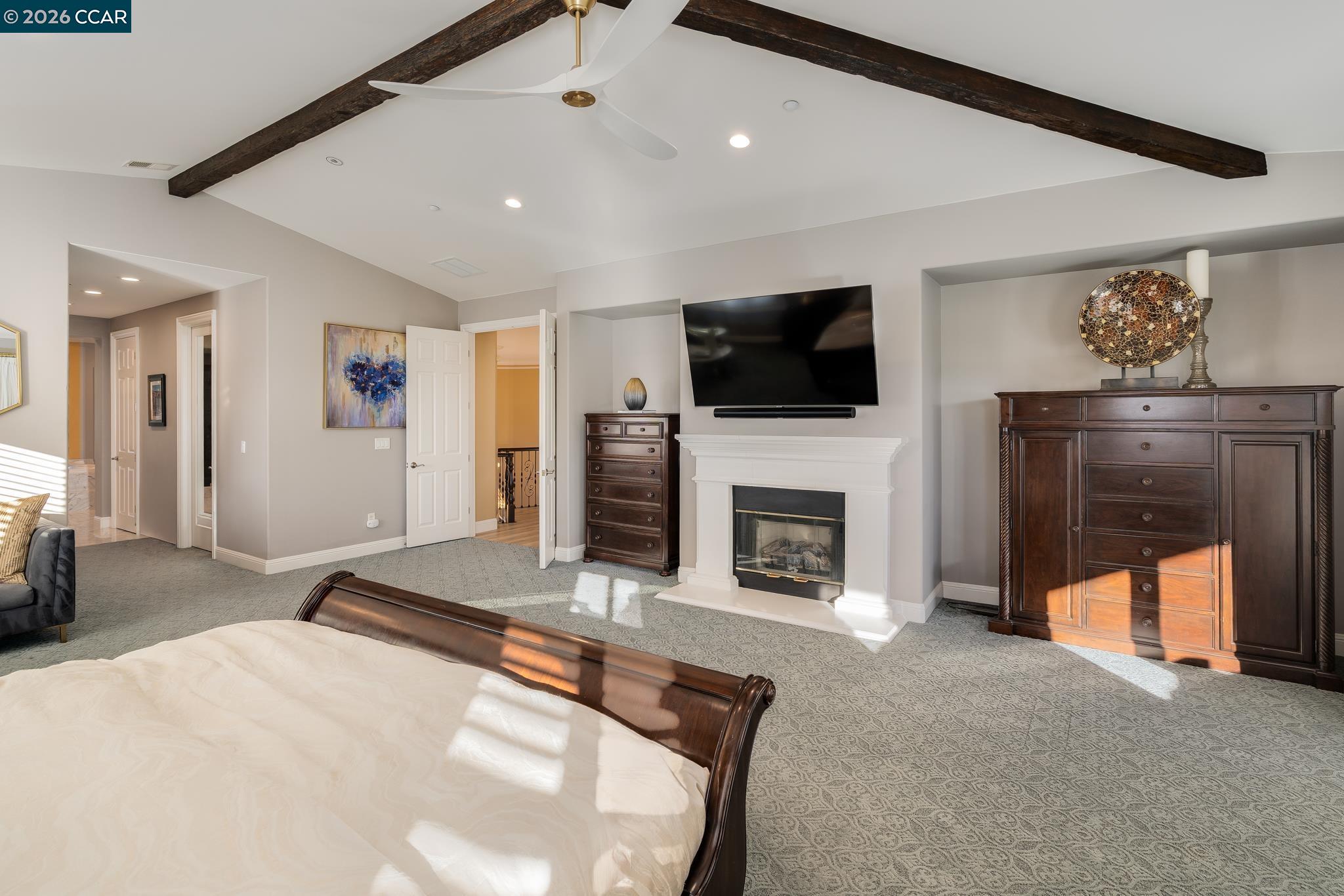 3432 Ashbourne Cir
