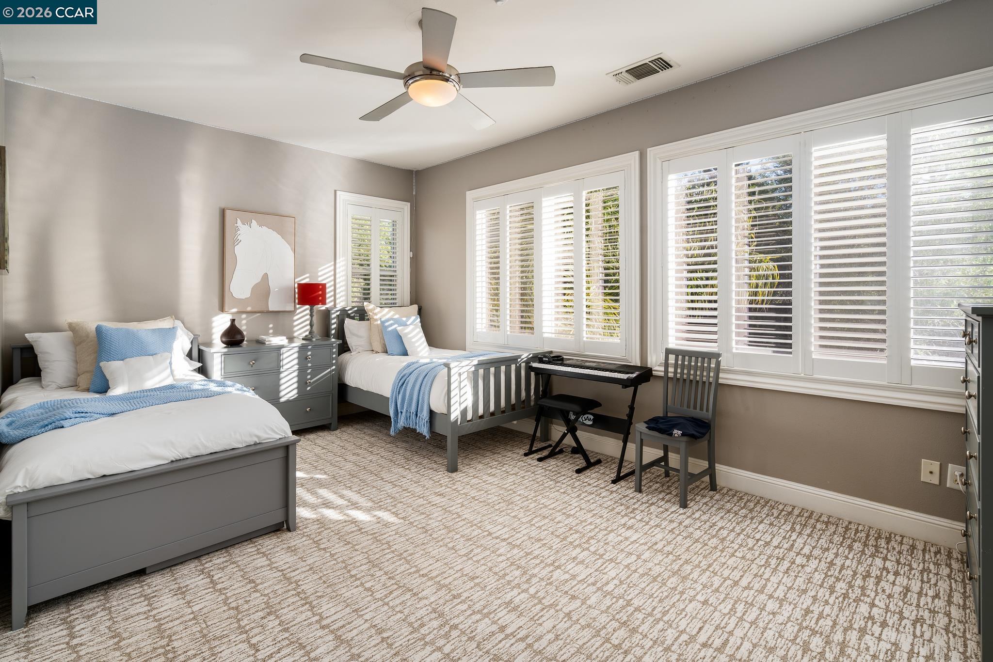 3432 Ashbourne Cir