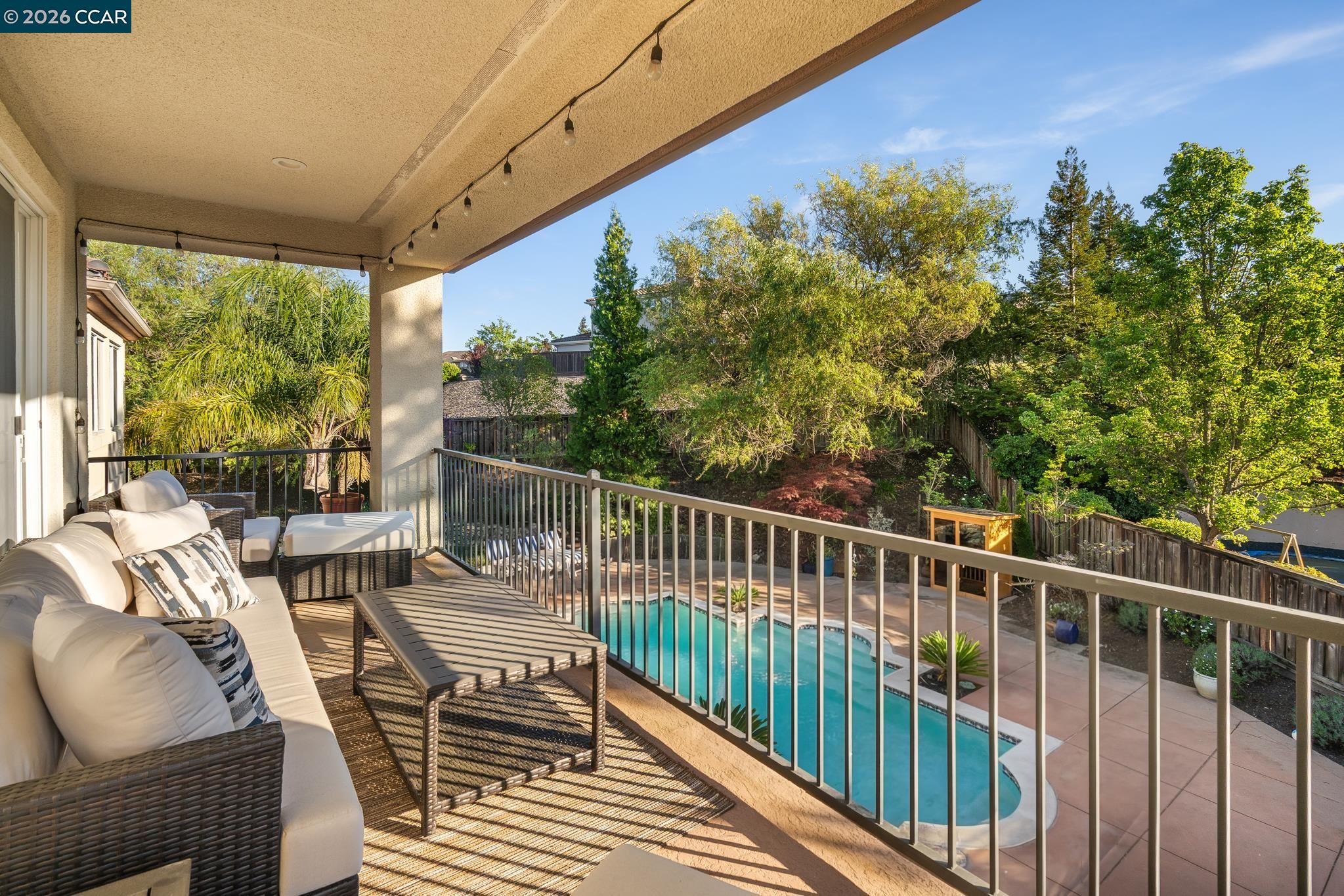 3432 Ashbourne Cir