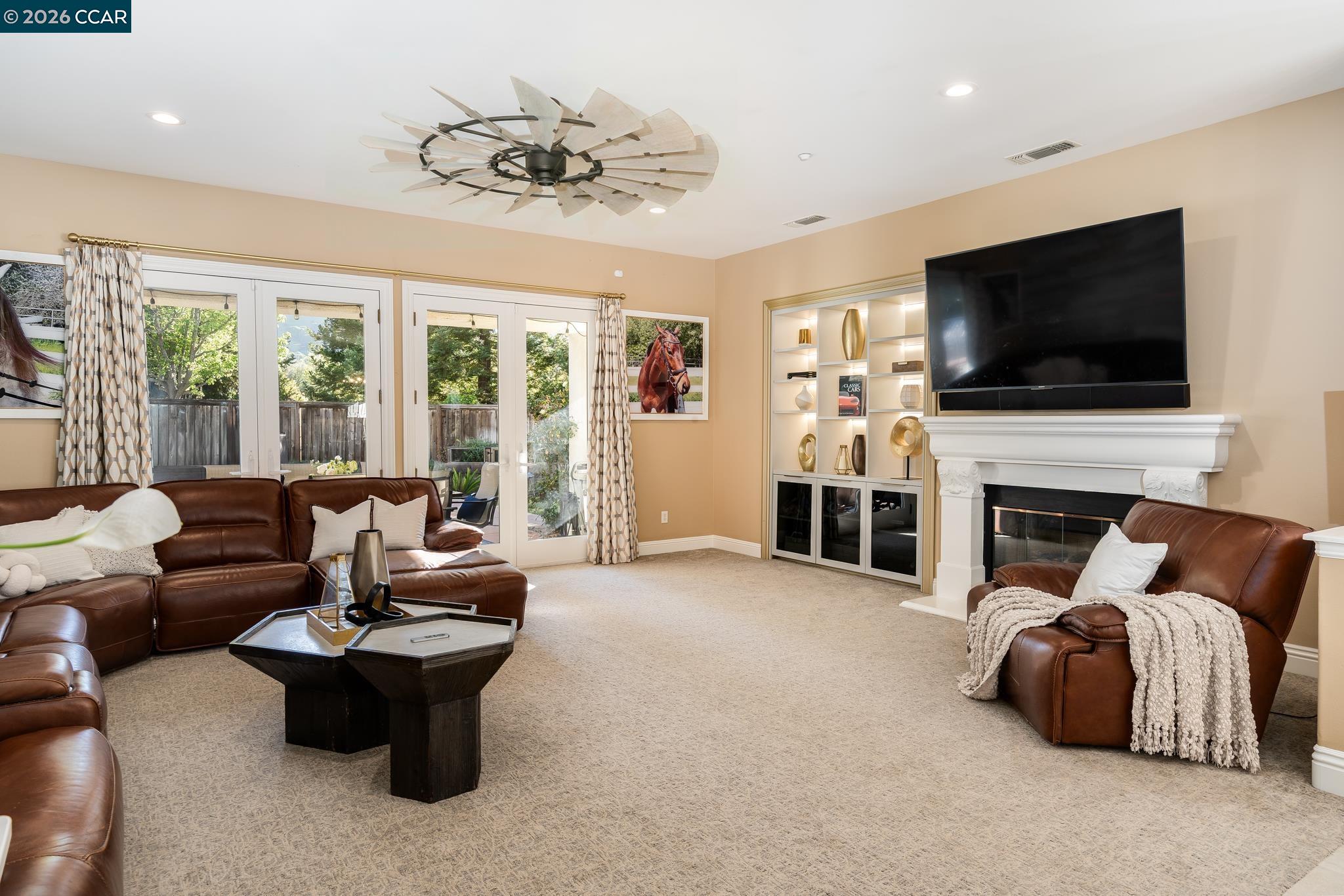 3432 Ashbourne Cir