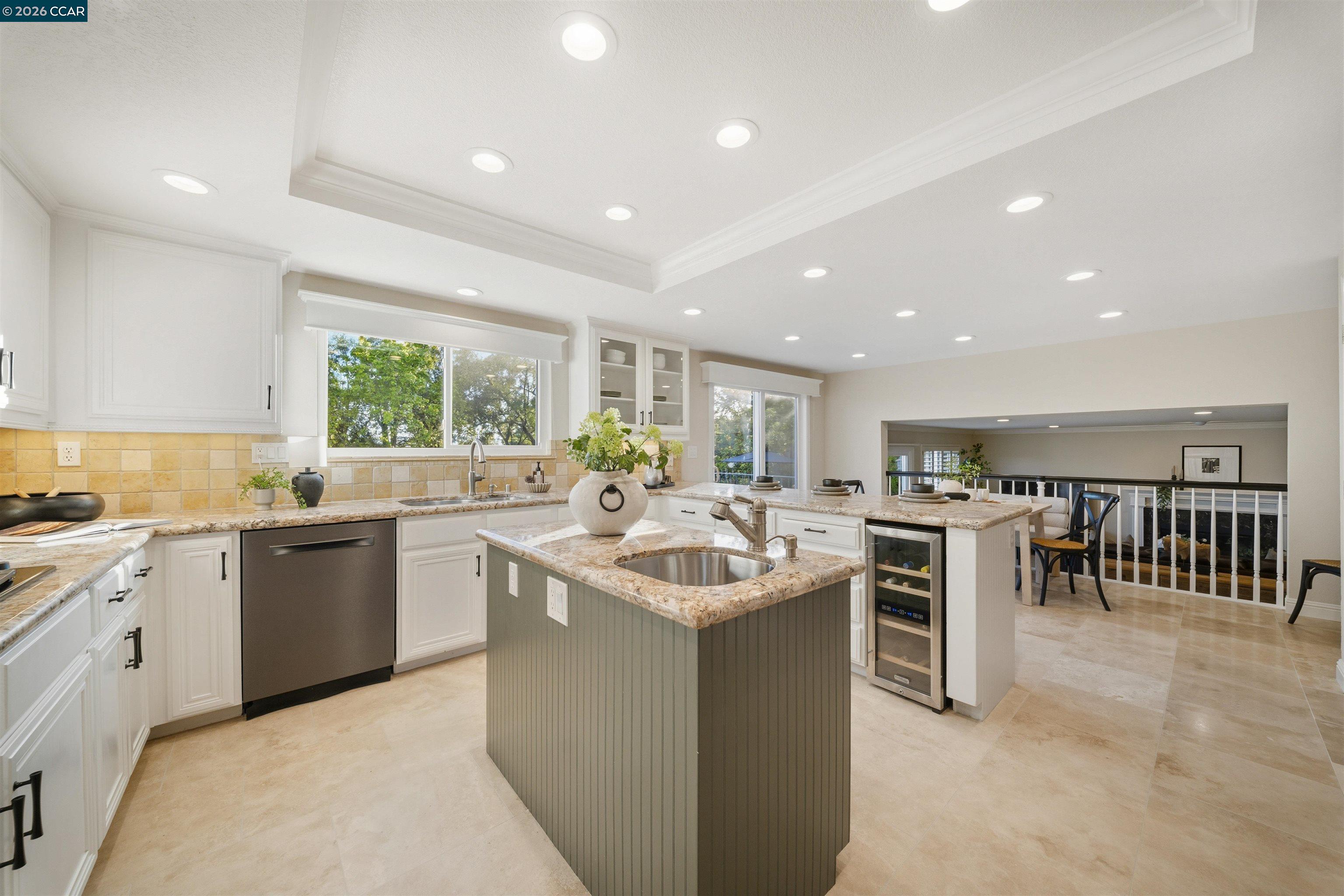 810 Buckingham Place