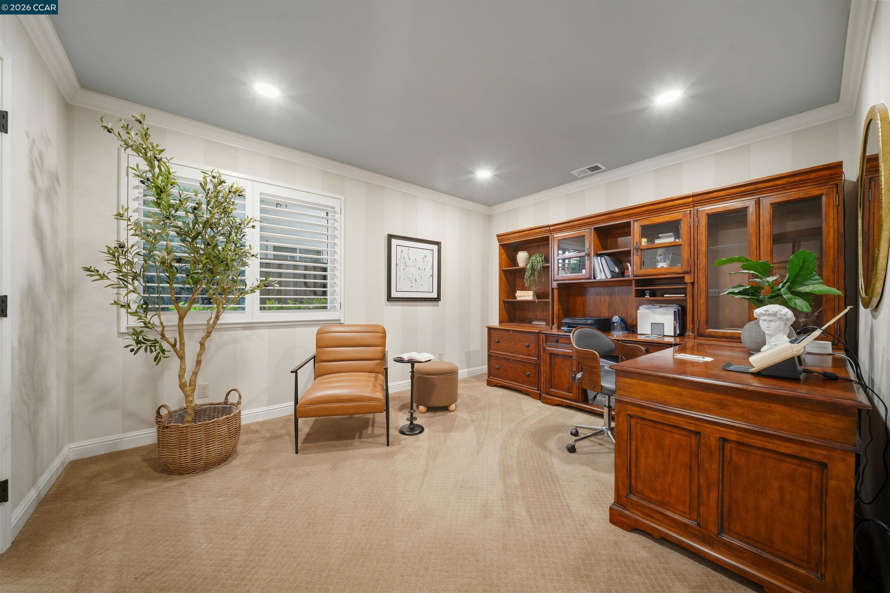 810 Buckingham Place