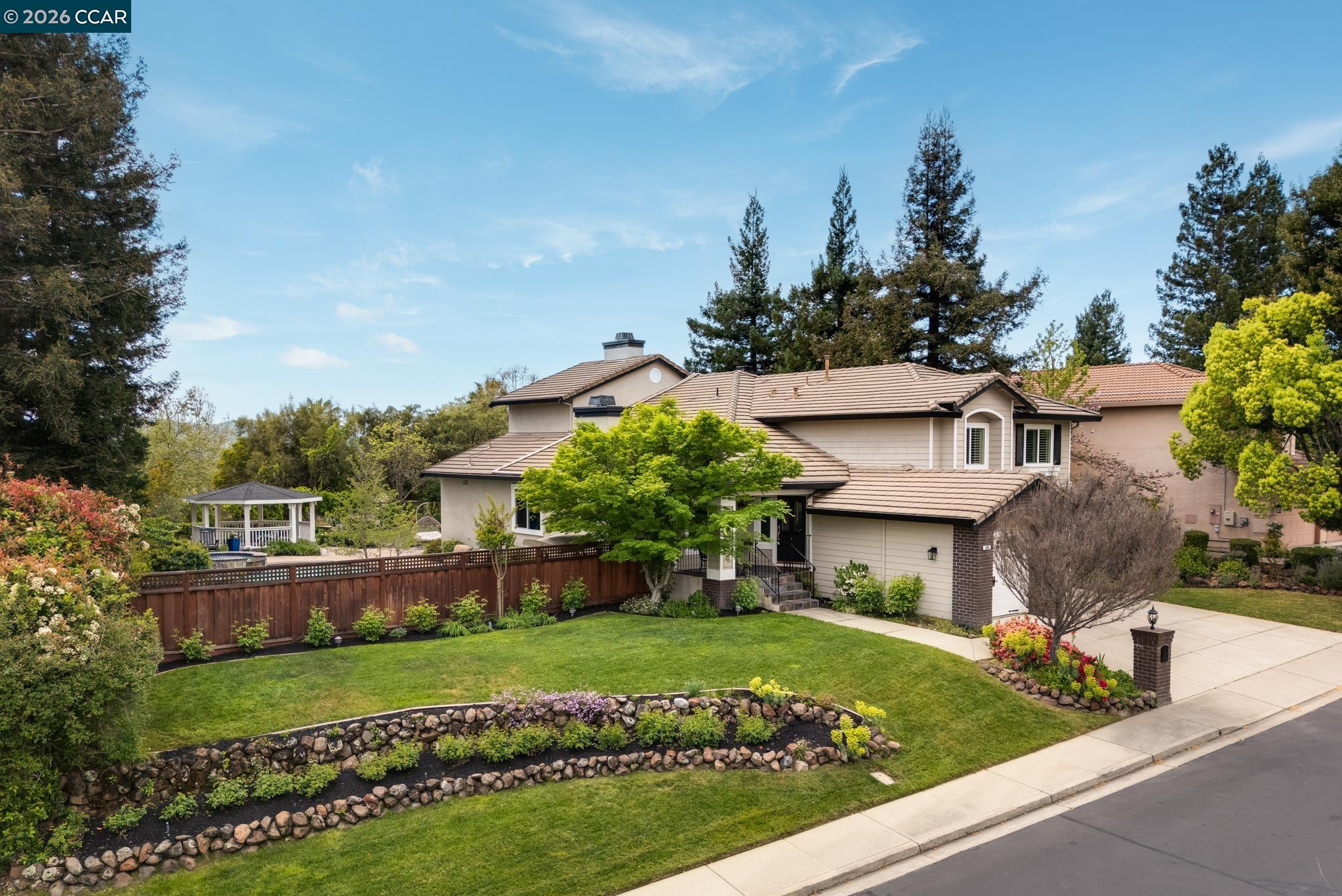 810 Buckingham Place