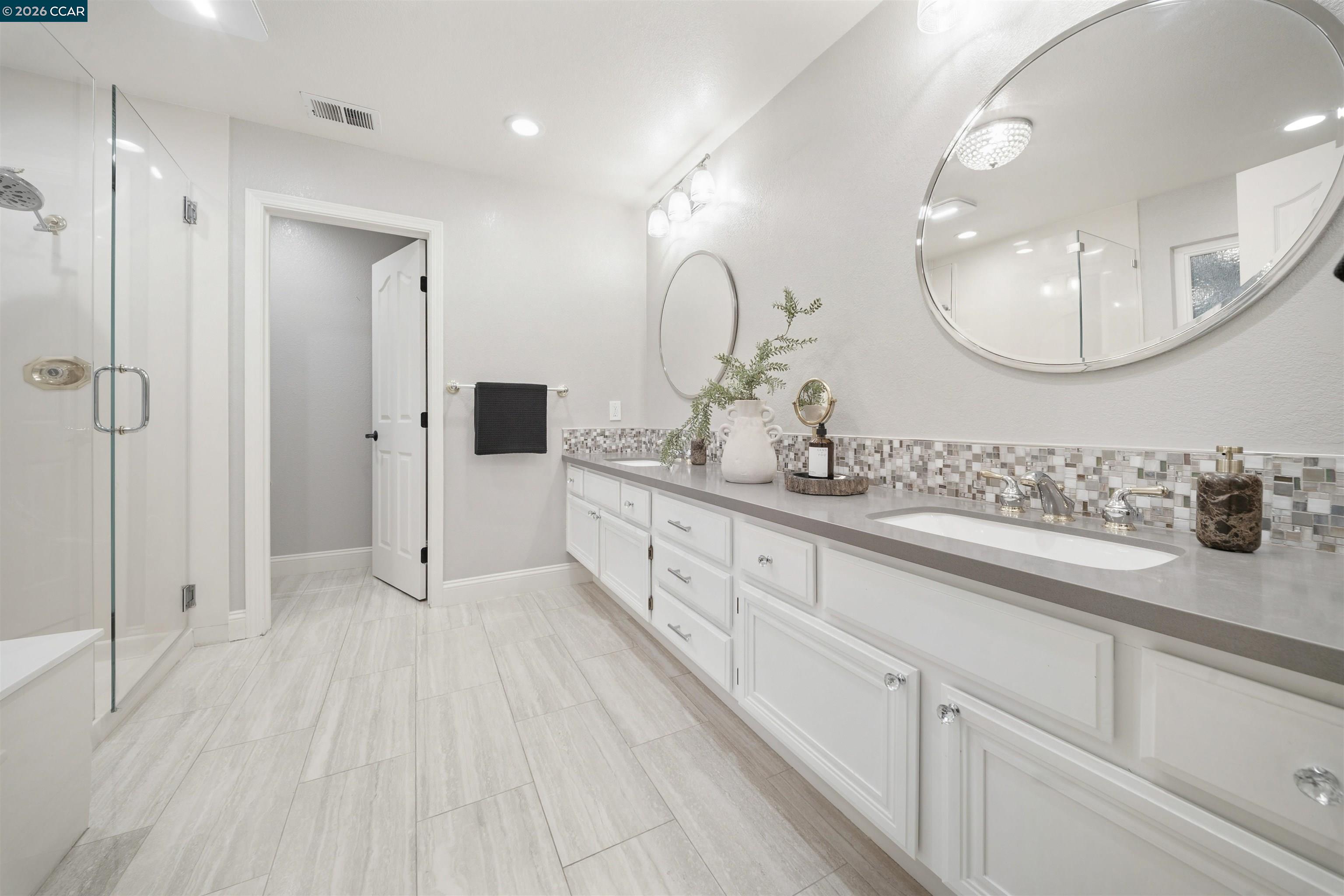 810 Buckingham Place