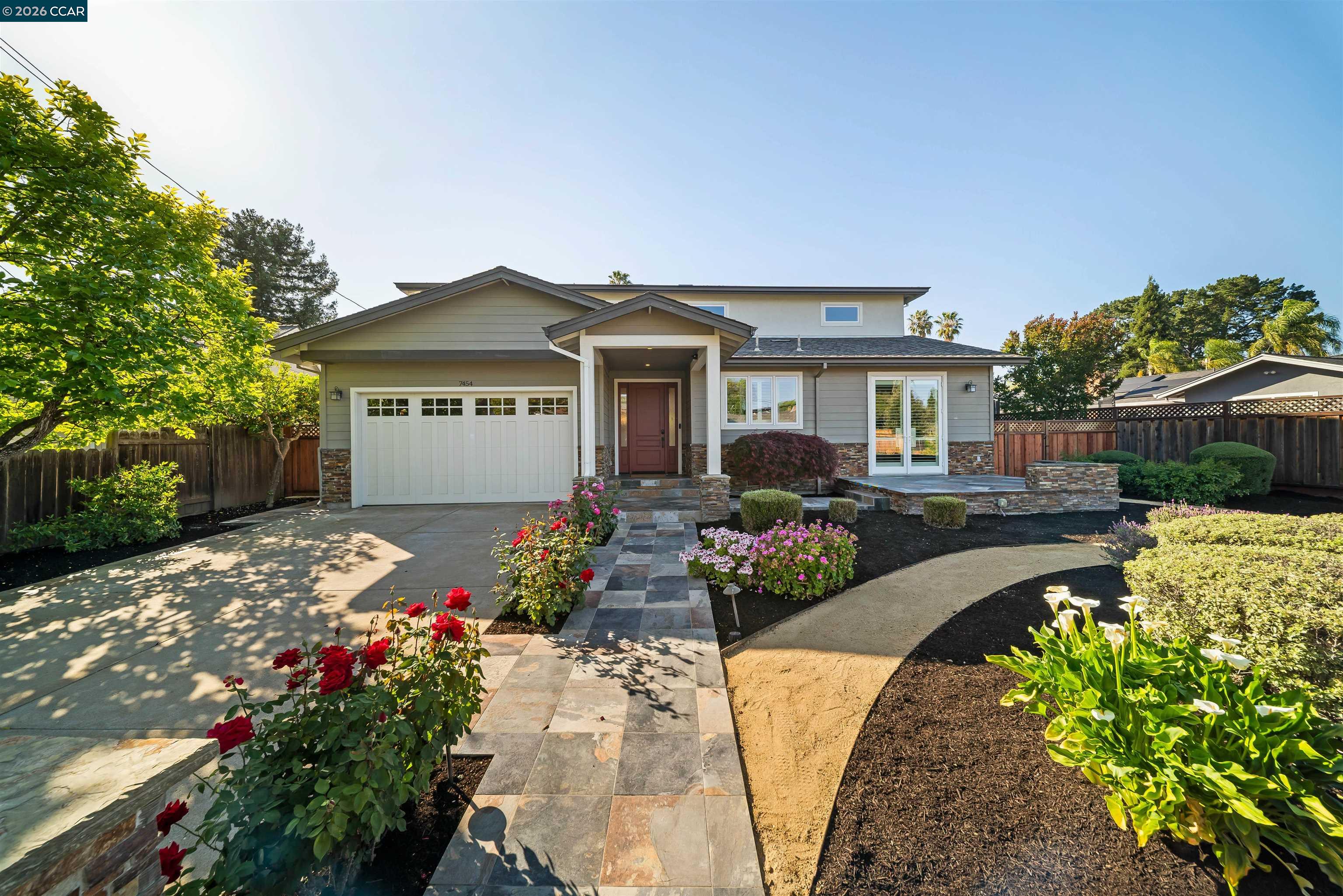 7454 Interlachen Ave