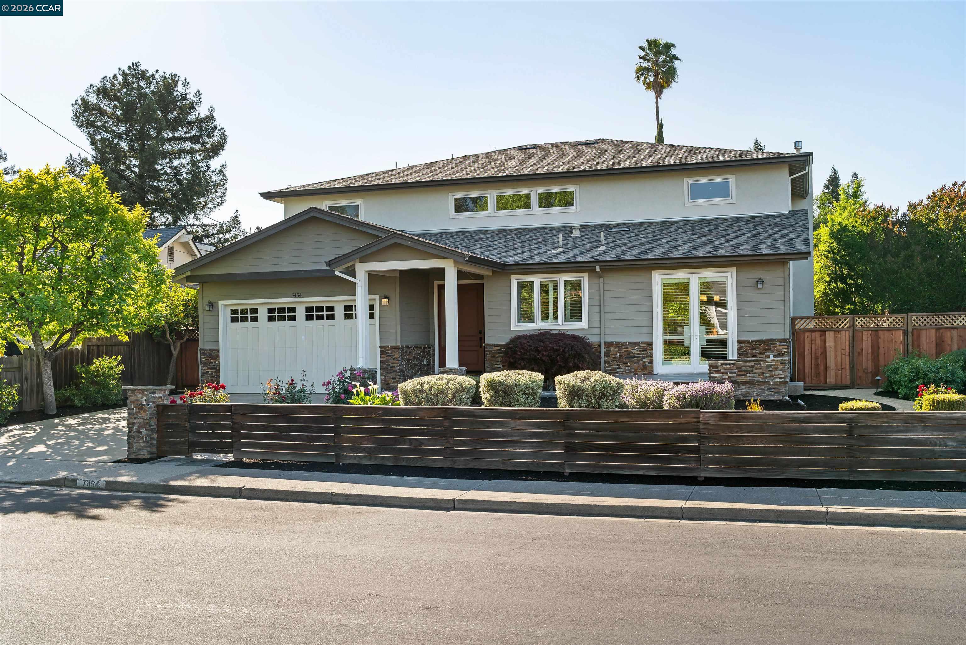 7454 Interlachen Ave