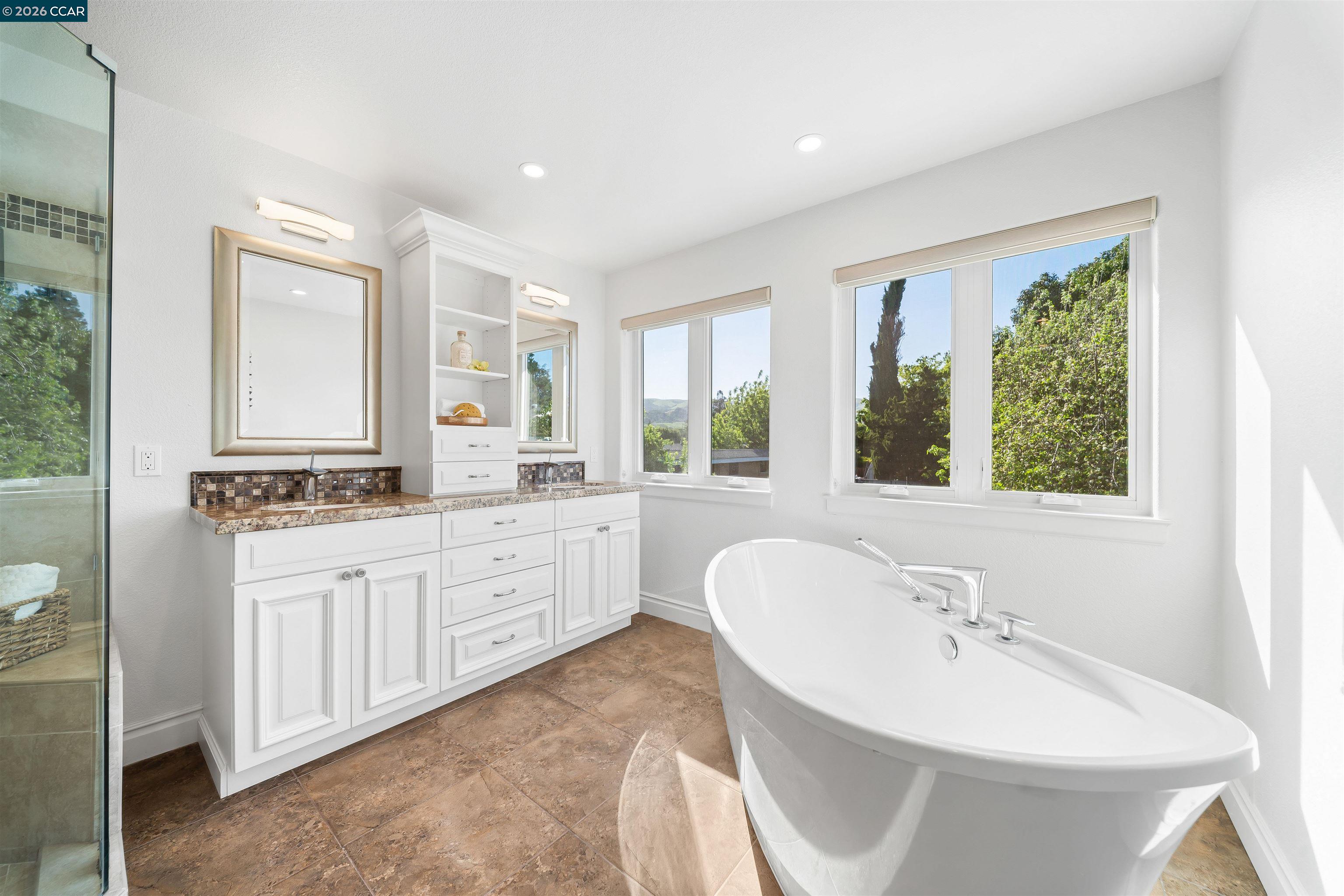 7454 Interlachen Ave