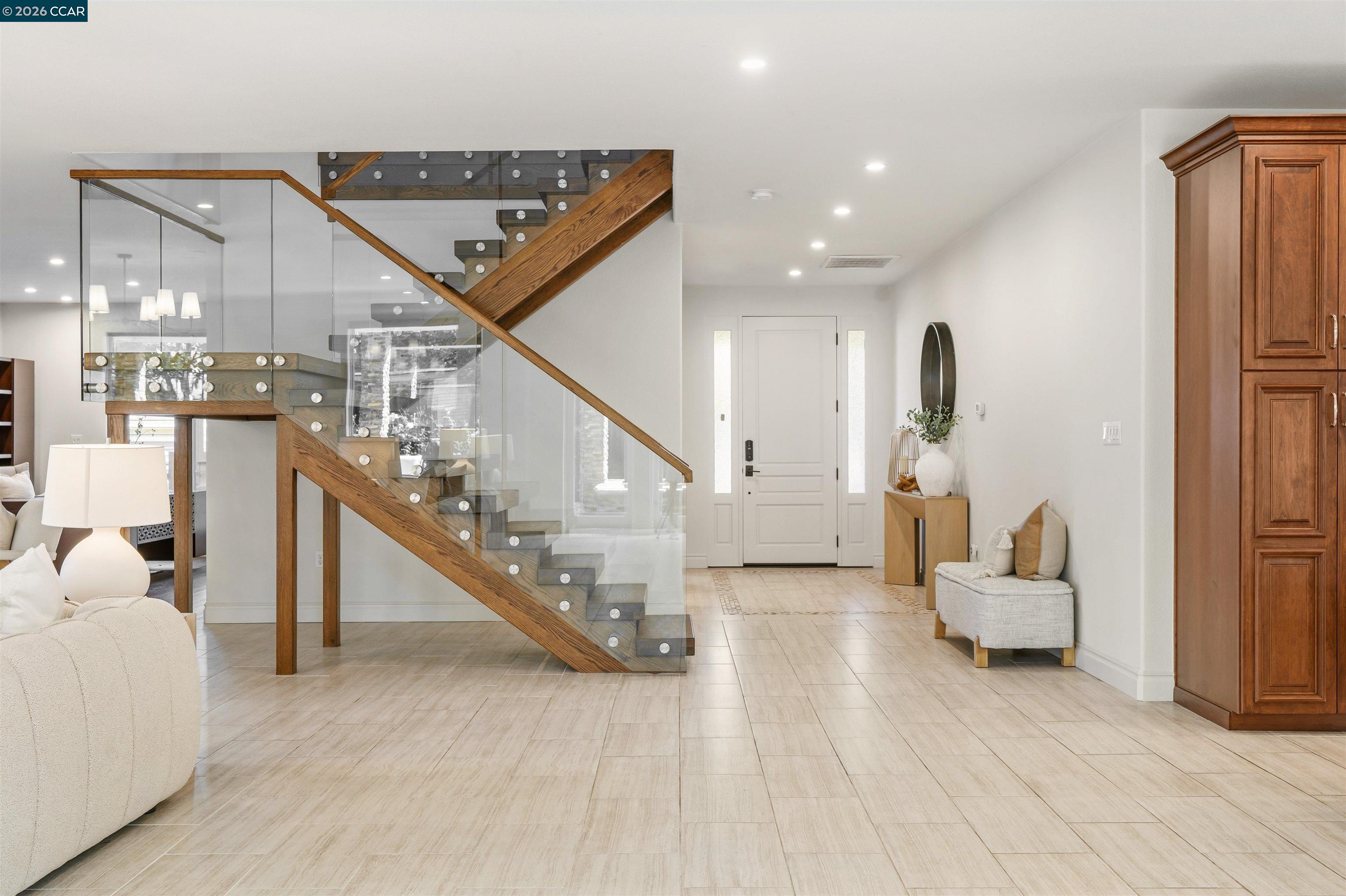 7454 Interlachen Ave