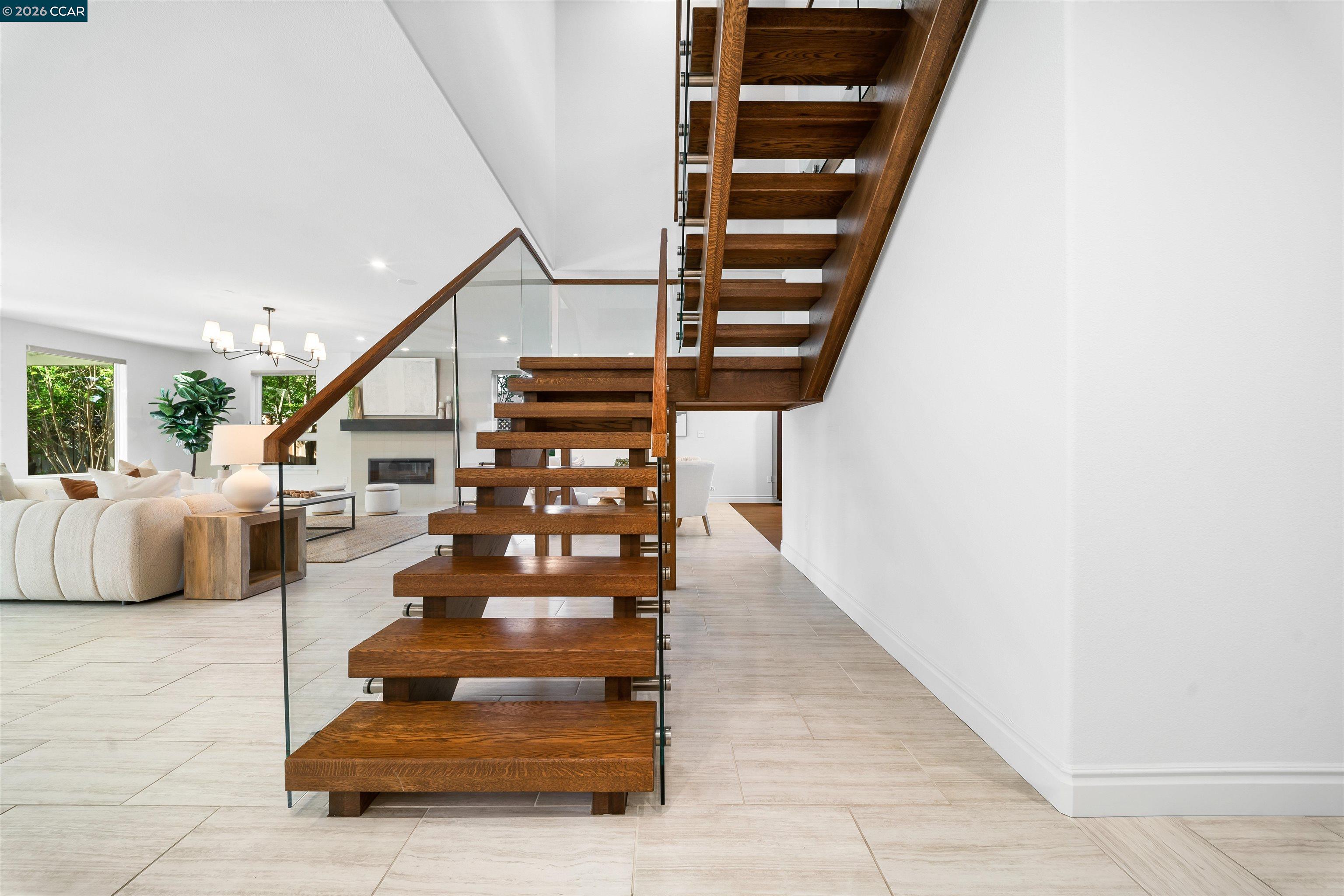 7454 Interlachen Ave