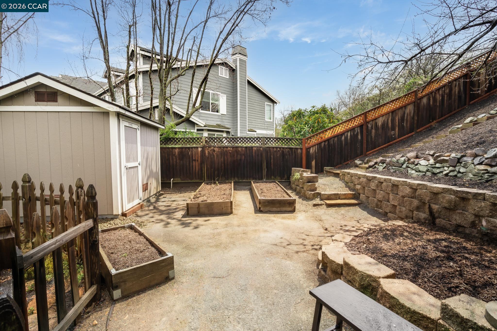 298 Sullivan Ct