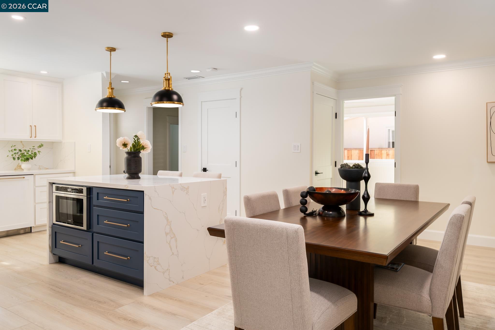 4847 Golden Road