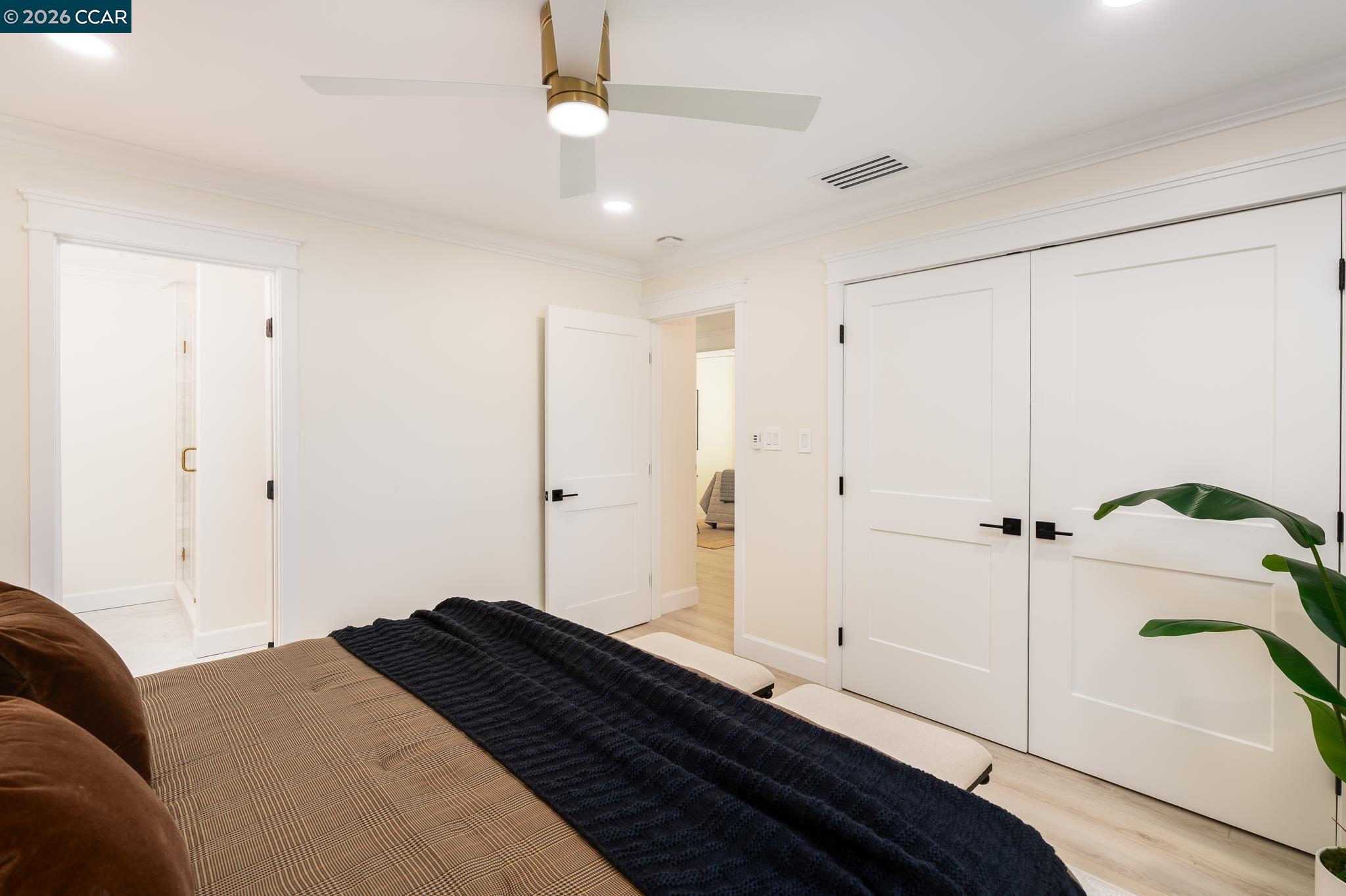 4847 Golden Road