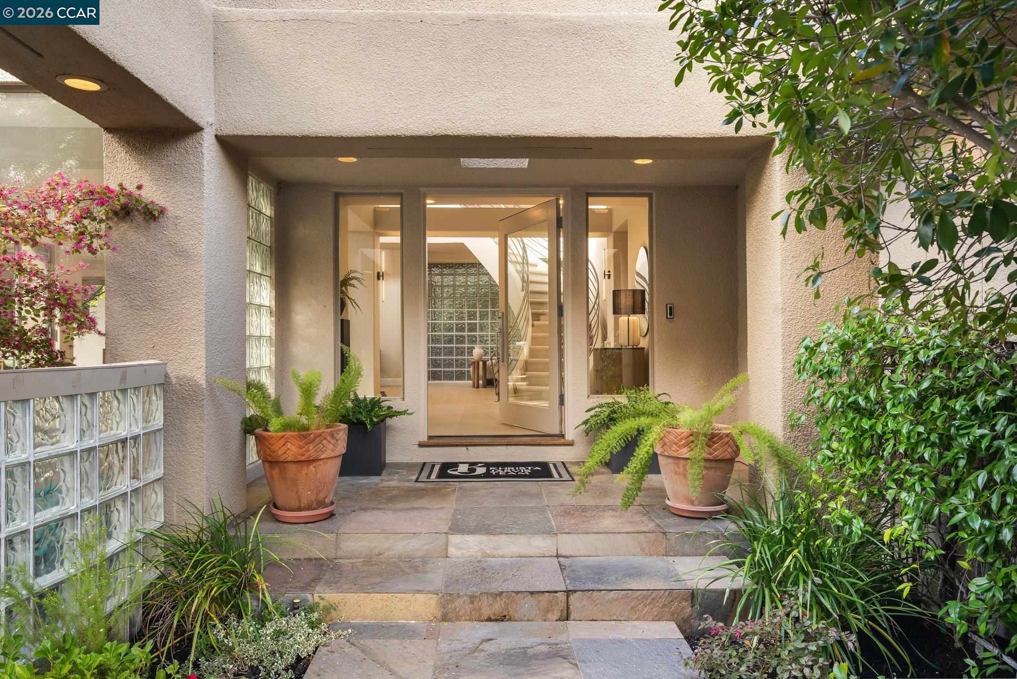 4257 Golden Oak Court