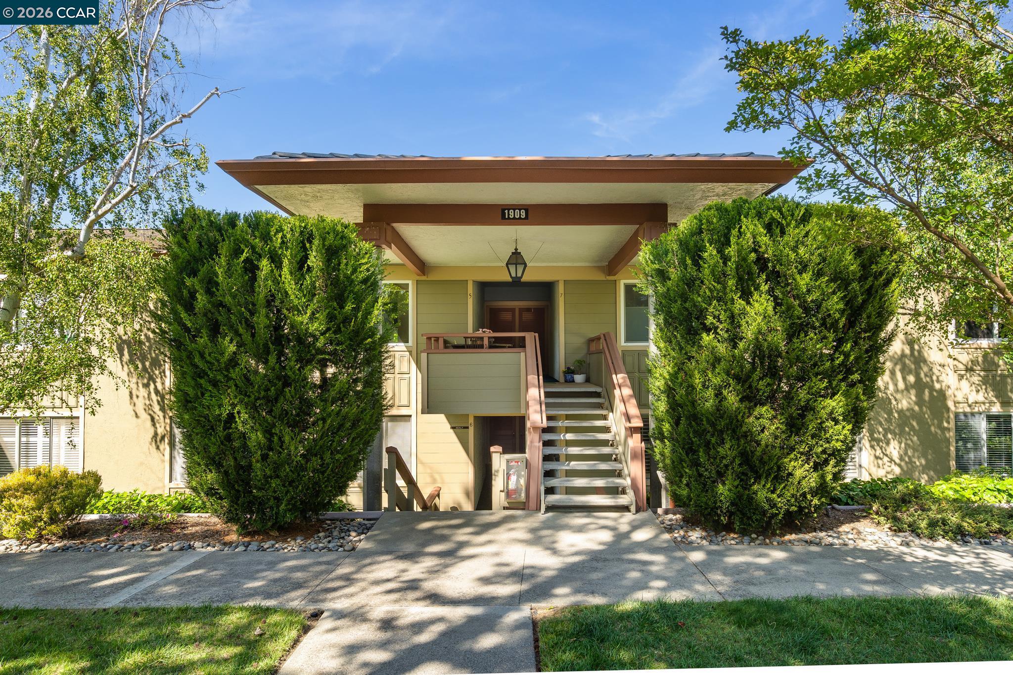 1909 Skycrest Dr # 5