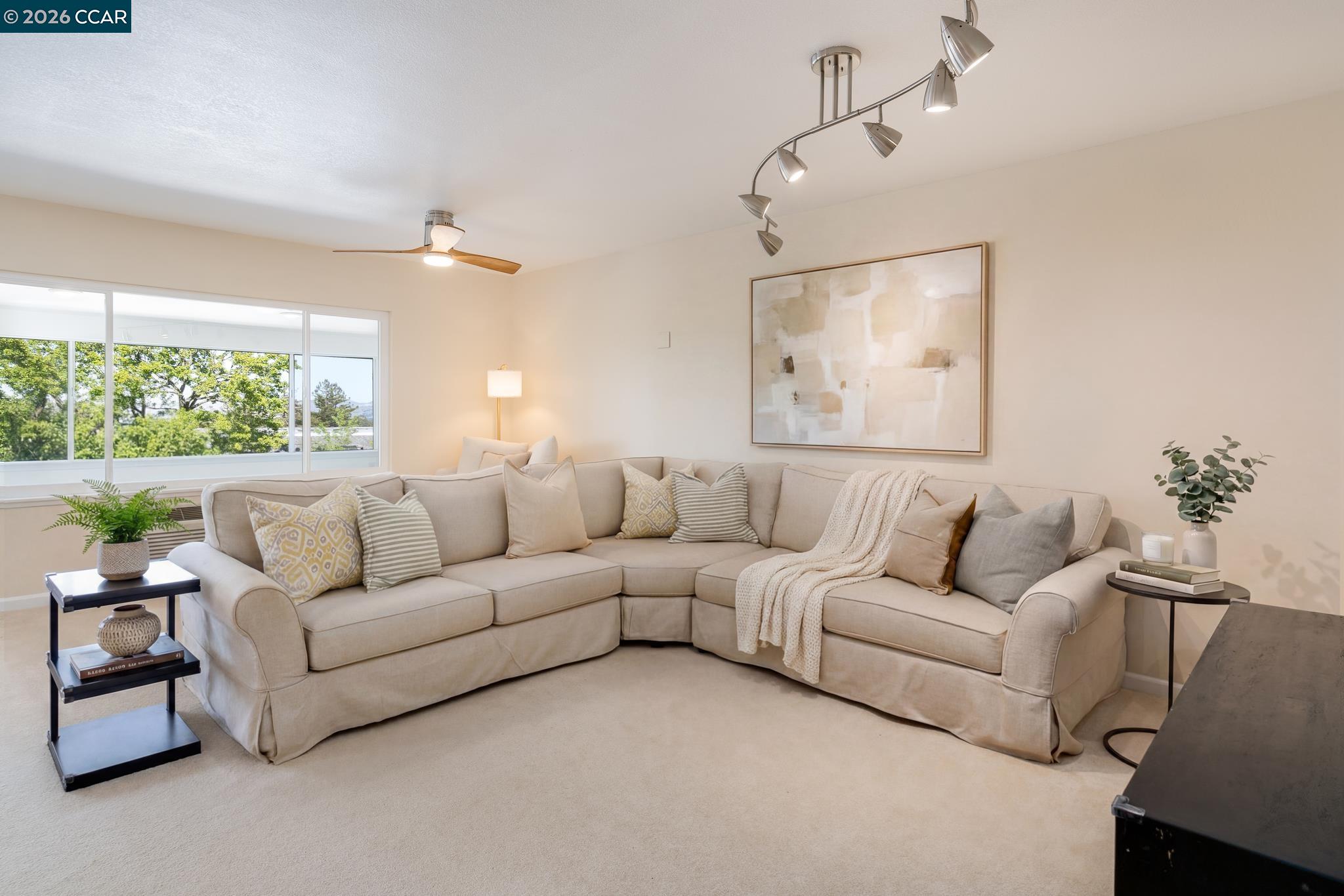 1909 Skycrest Dr # 5